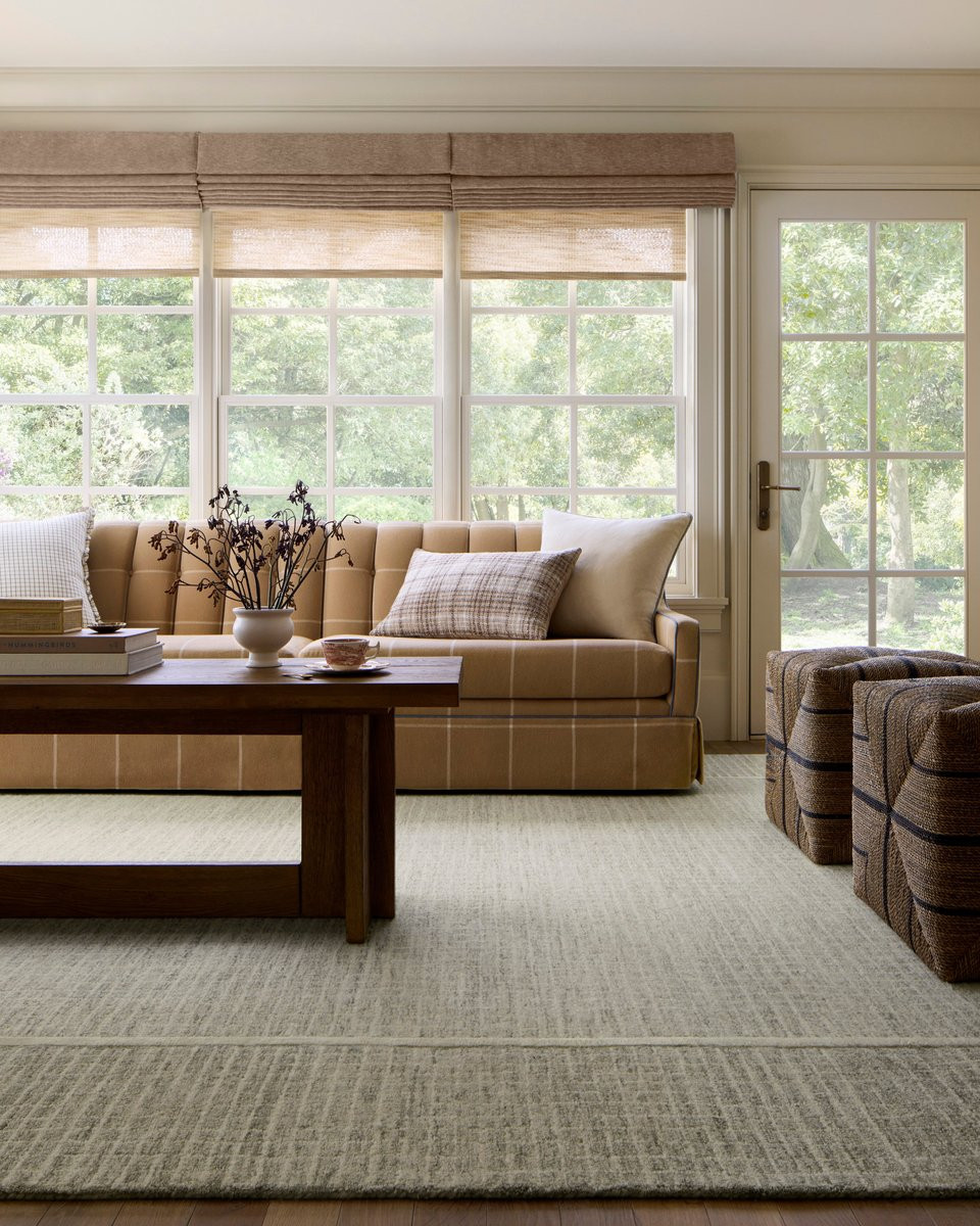 Briggs BRG-01 Sage/Ivory Wool Hand-Tufted Area Rug | Rugs Direct