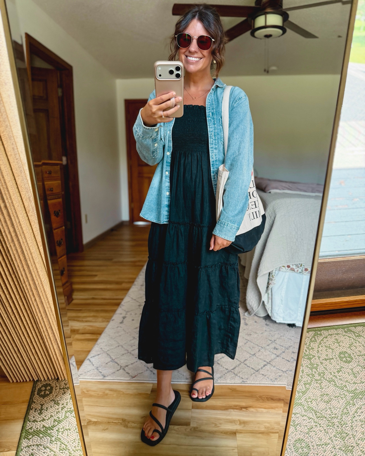 xs in my linen dress, small in my denim shirt and 6 in my sandals 🖤

#LTKPetite #LTKootd #LTKgrwm