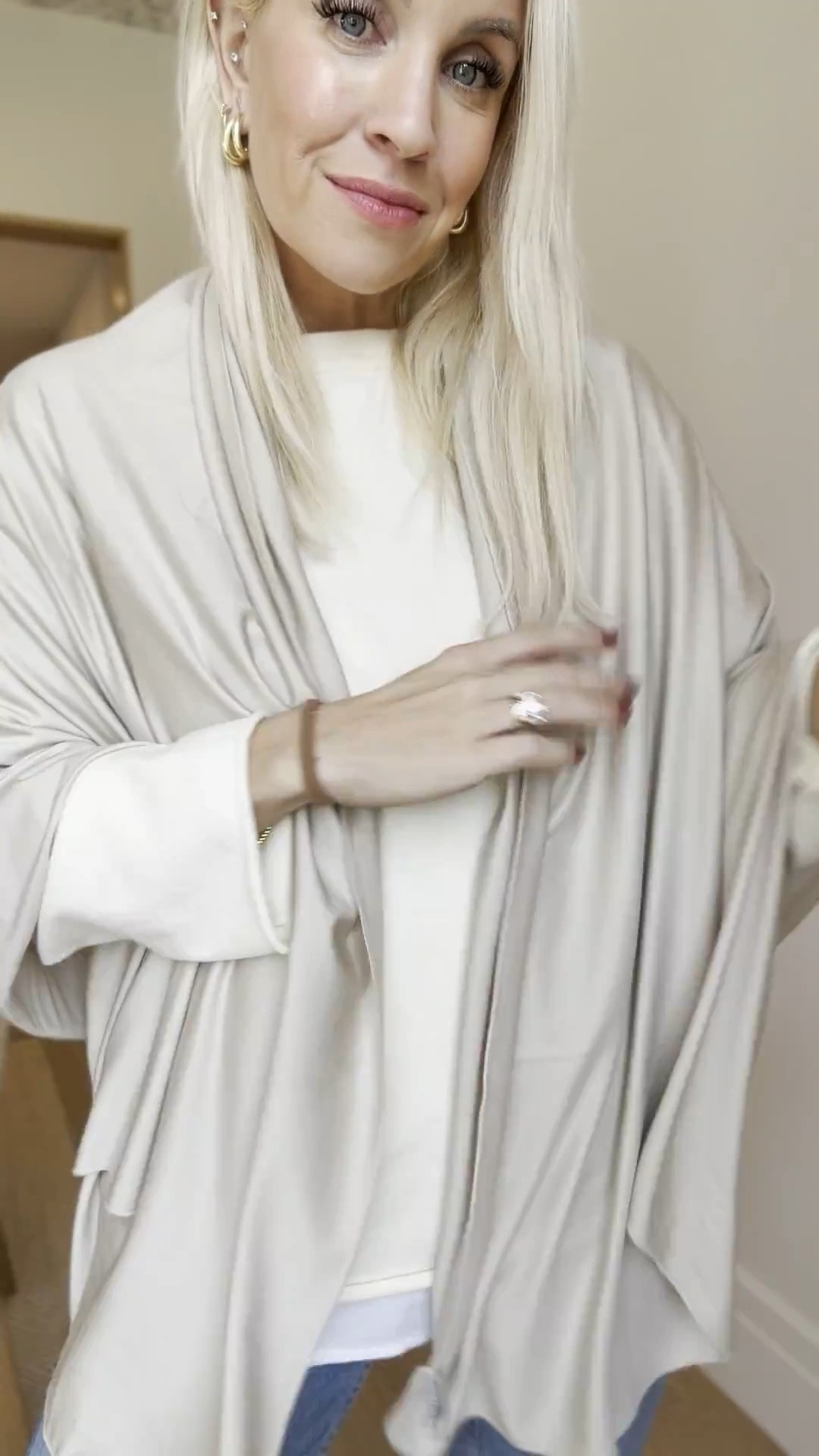 I wanted to show this shawl/scarf again! 

#LTKFindsUnder50 #LTKootd #LTKFindsUnder100