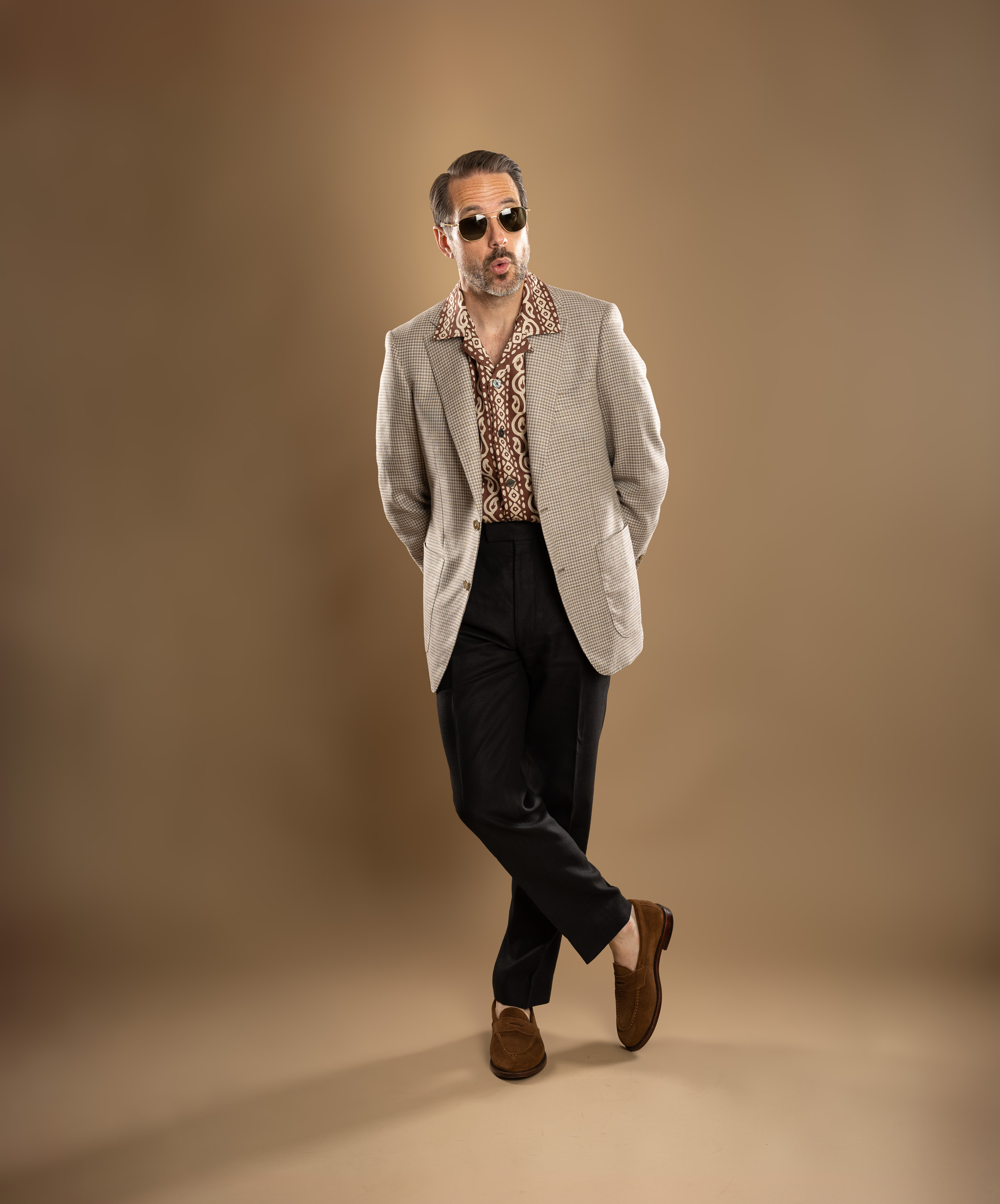 The black, brown, and white combo is minimal and chic.

#LTKStyleTip #LTKSeasonal #LTKMens