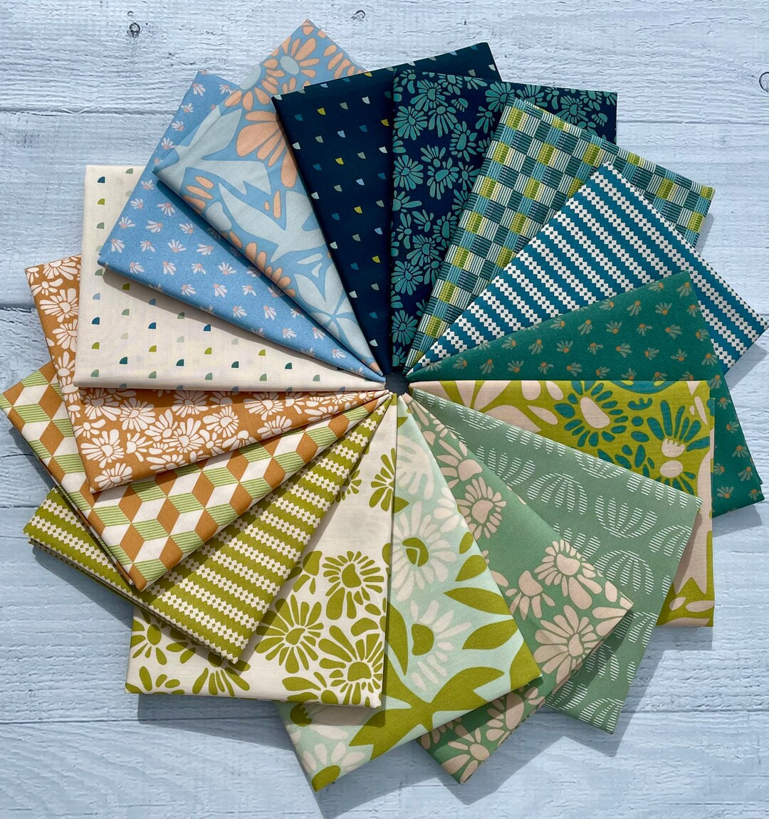 Evolve 16pc Bundles by Suzy Quilts - Etsy | Etsy (US)