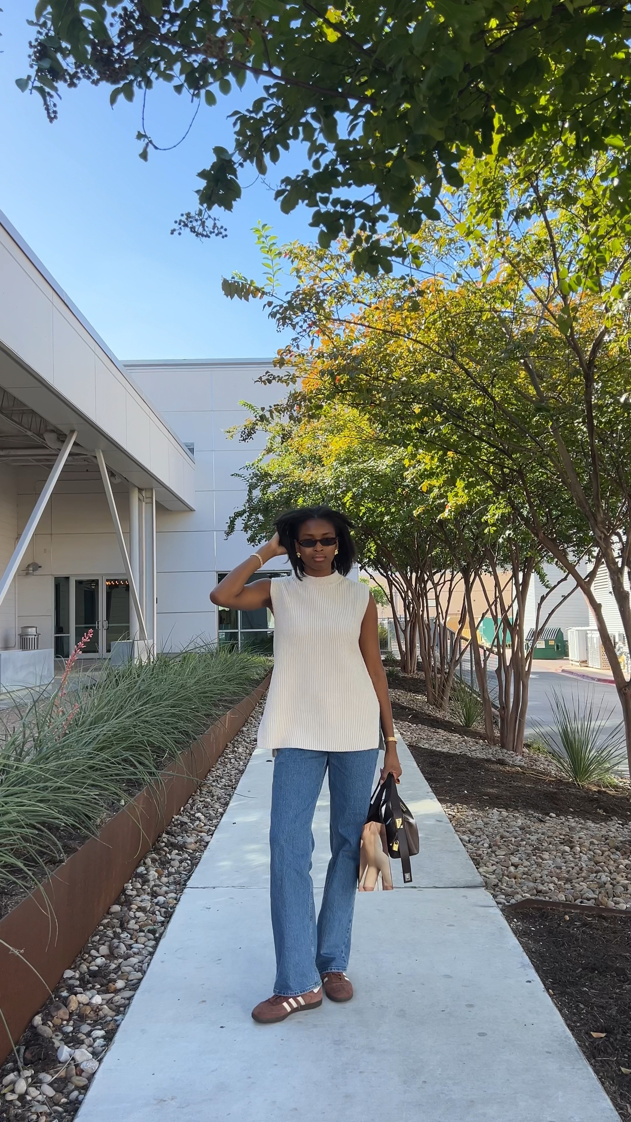 Top - linked similar
Jeans - 28 Extra Long in both

#LTKSeasonal #LTKFallSale #LTKStyleTip