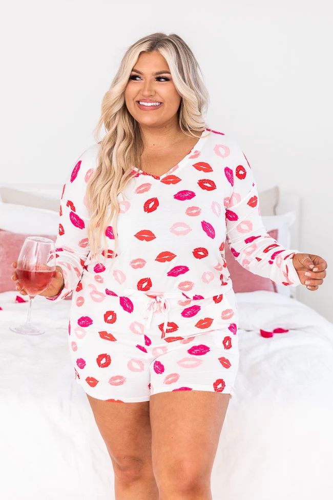 Hoping For One Day Ivory Lip Print Lounge Top | The Pink Lily Boutique
