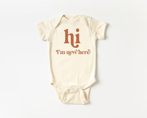 Burnt orange and natural retro baby "hi i'm new here" bodysuit | neutral baby outfit | bringing h... | Etsy (US)