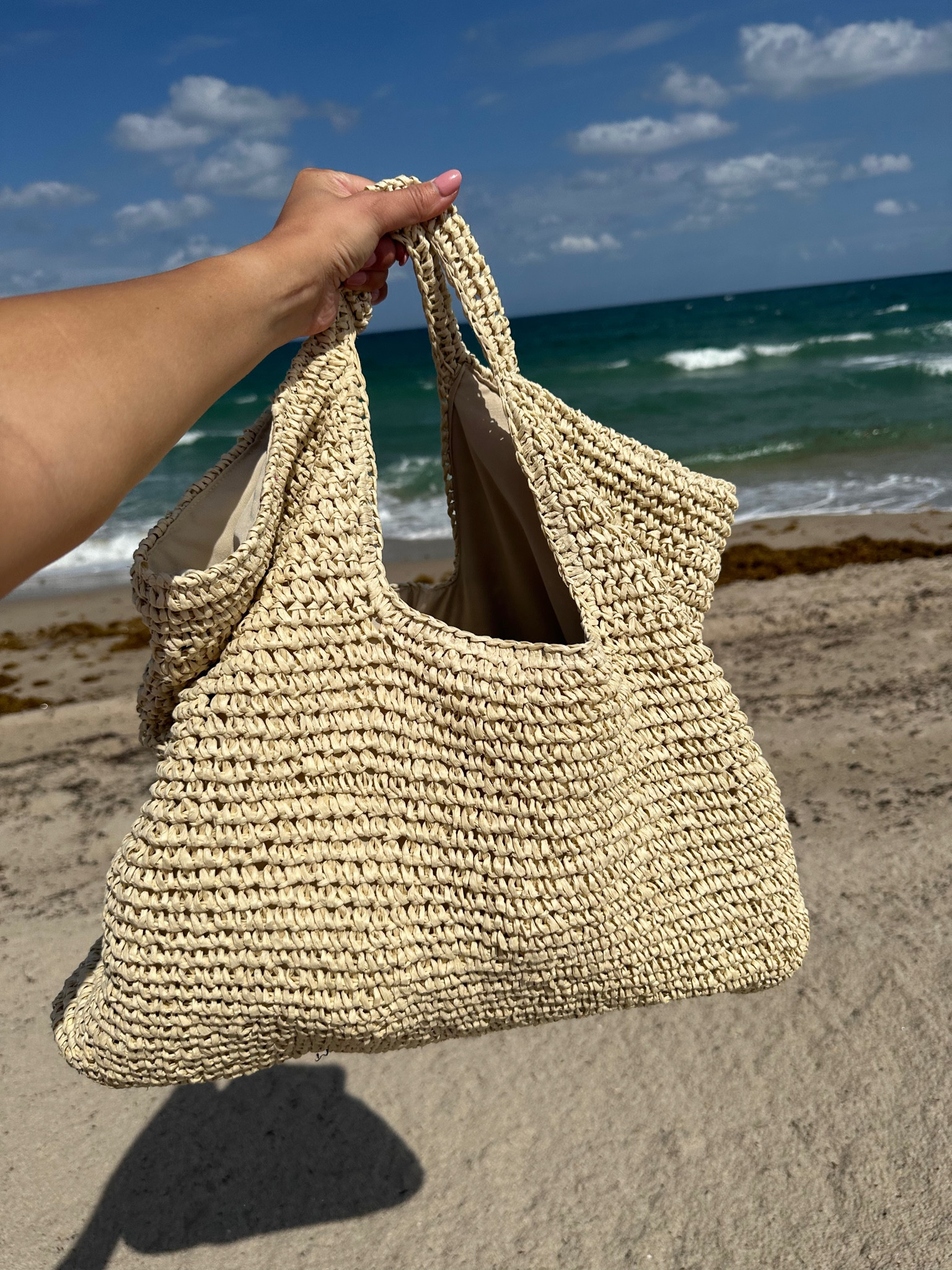 Abercrombie tote 🤎


Tote bag
Beach bag 
Vacation 
Travel 
Spring 
Summer

#LTKswim #LTKtravel