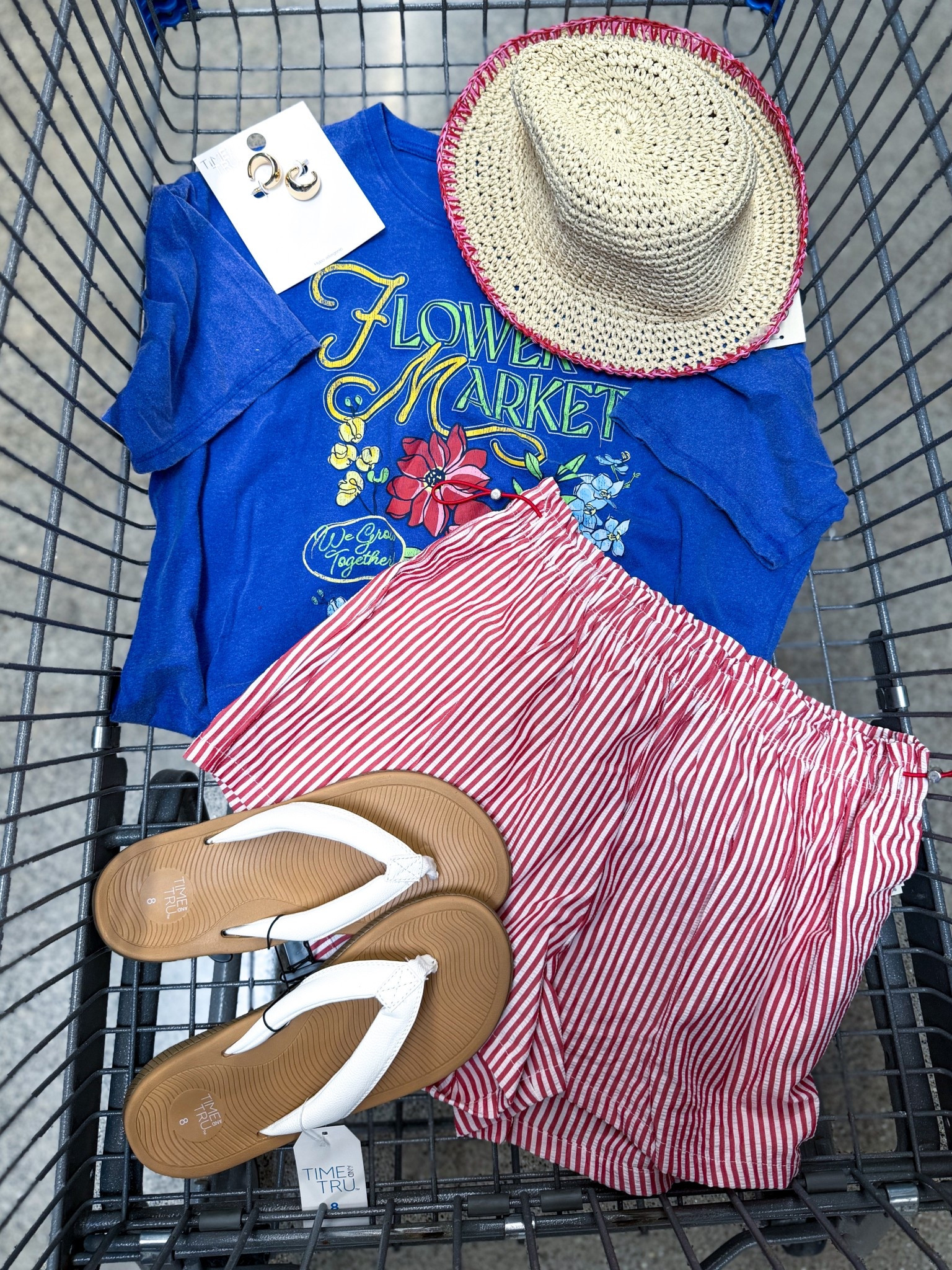 Casual Spring/Summer outfit idea 

#LTKSeasonal #LTKmomlife #LTKootd