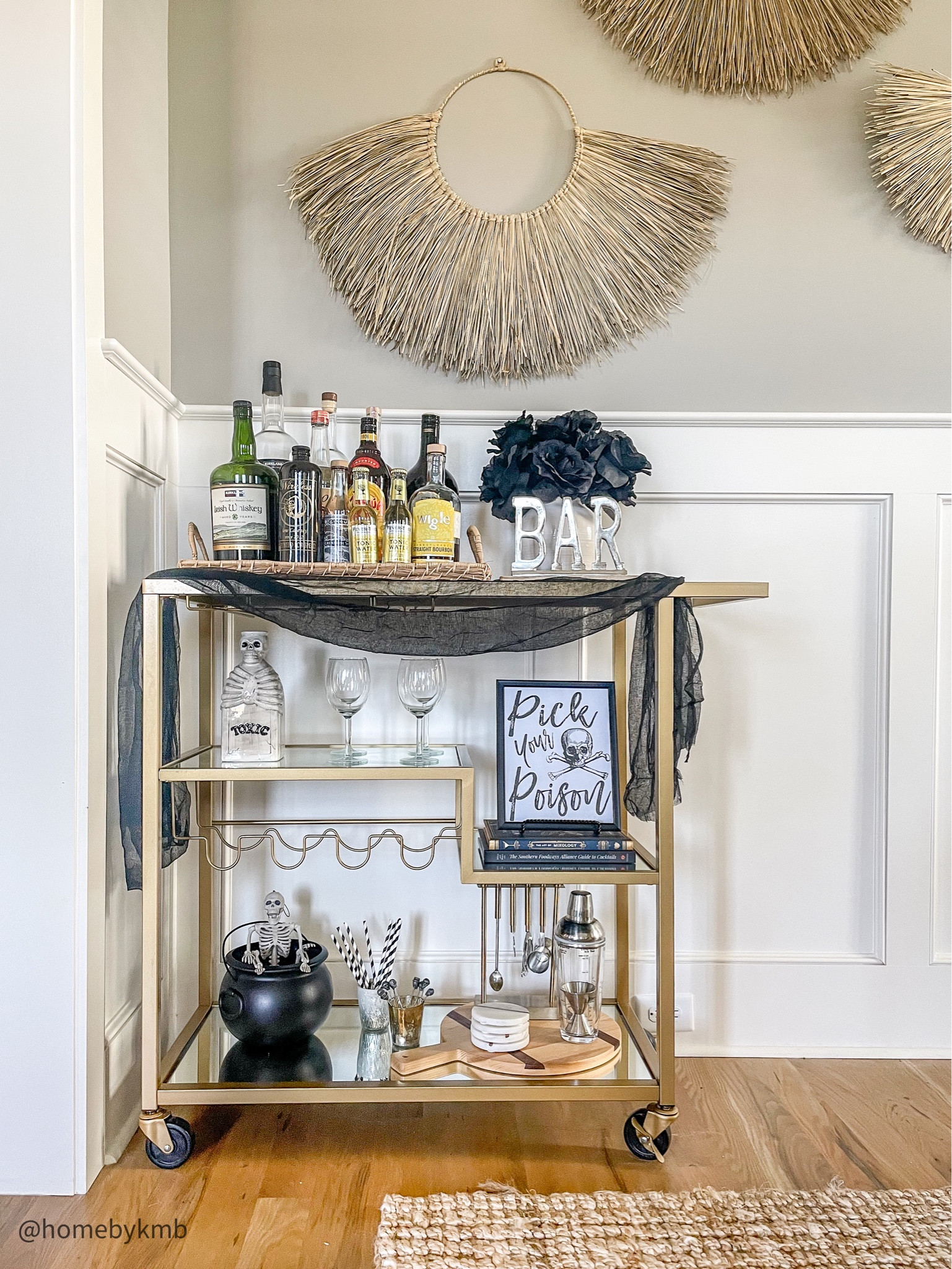 A little look back at last year’s Halloween decor! 🦇👻🎃
•
•
•
#homebykmb #halloweencountdown #spookyseason #halloweenvibes #halloweendecor #halloweendecoration #homedecorating #homedecoration #homedecorinspo #homedecorideas #interiordesigninspiration #decorationideas #decoratingideas #homeideas #decorinspiration #homeinteriordesign #homedecorblog #housedecoration #homestyling #homedecor #homedesign #myhouseandhome #howihome #pocketofmyhome


#LTKSeasonal #LTKhome #LTKHalloween