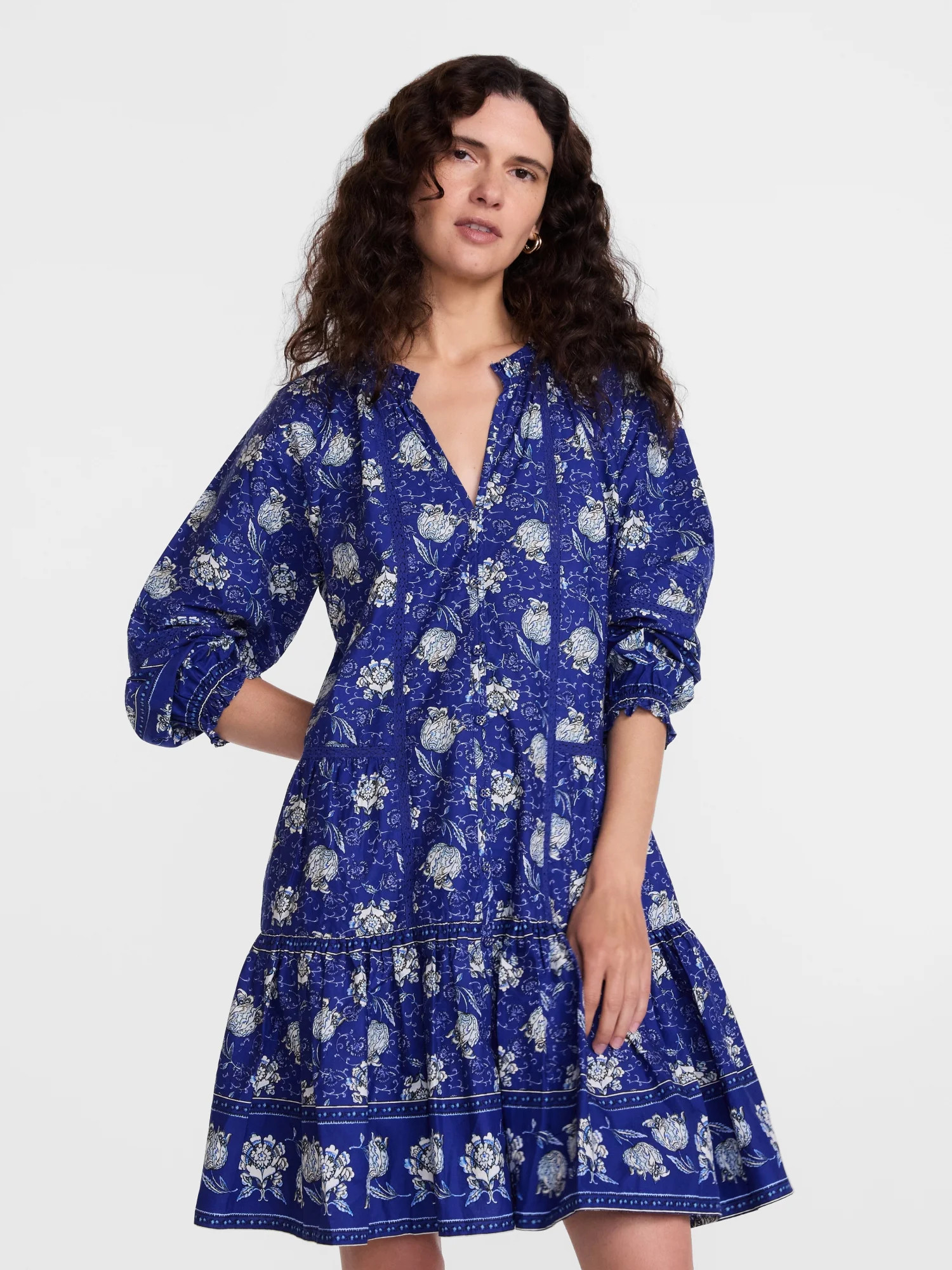 Scenario Women's and Women's Plus Tiered Hem Dress with Long Sleeves, Sizes XS-4X | Walmart (US)