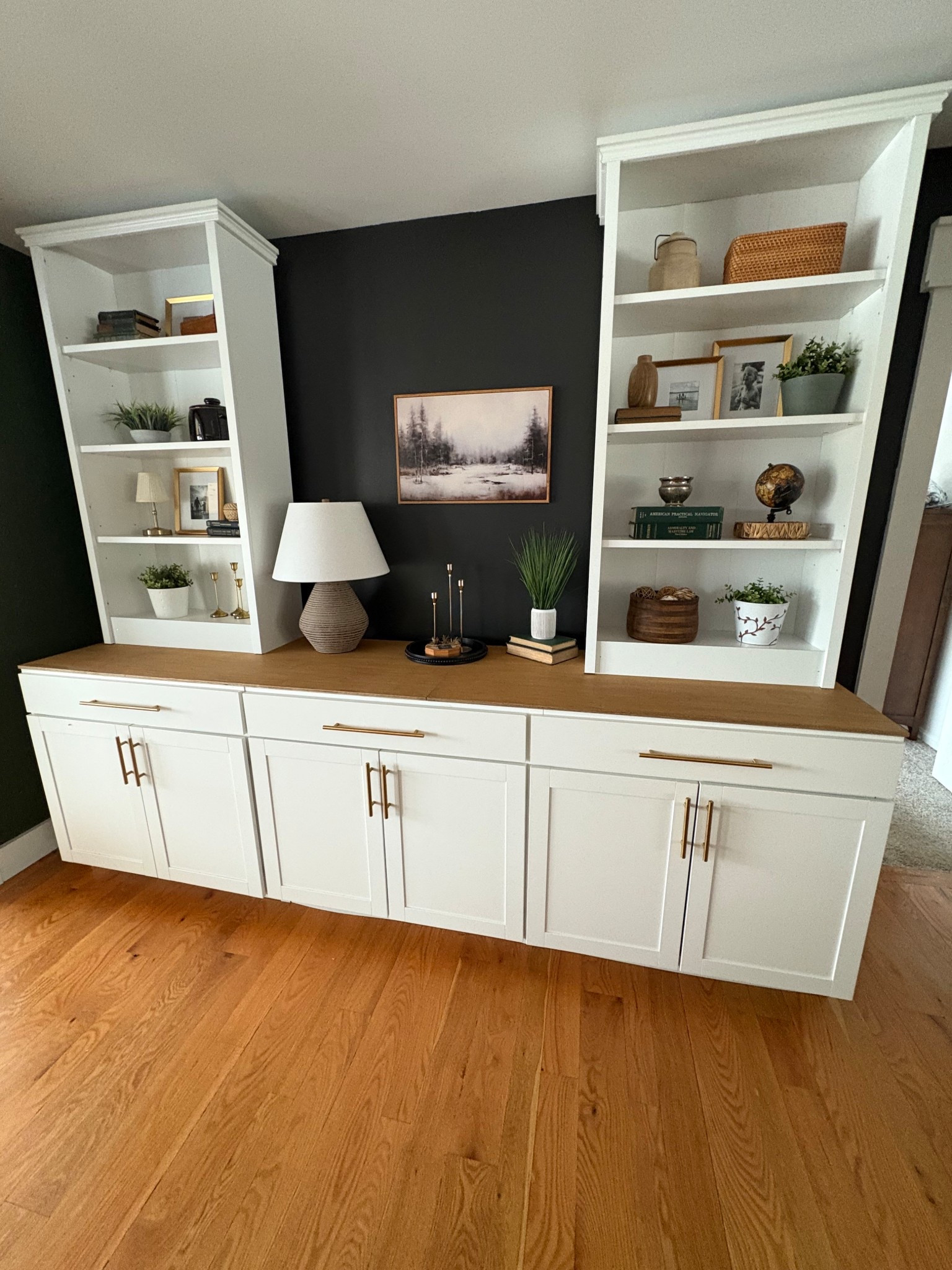 Transforming this corner into a cozy, elevated moment with the help of Lowe's Home Improvement

Link in bio for all the details. #lowespartner #ad #fyp# diy #home 

#LTKvlog #LTKHome #LTKdayinmylife