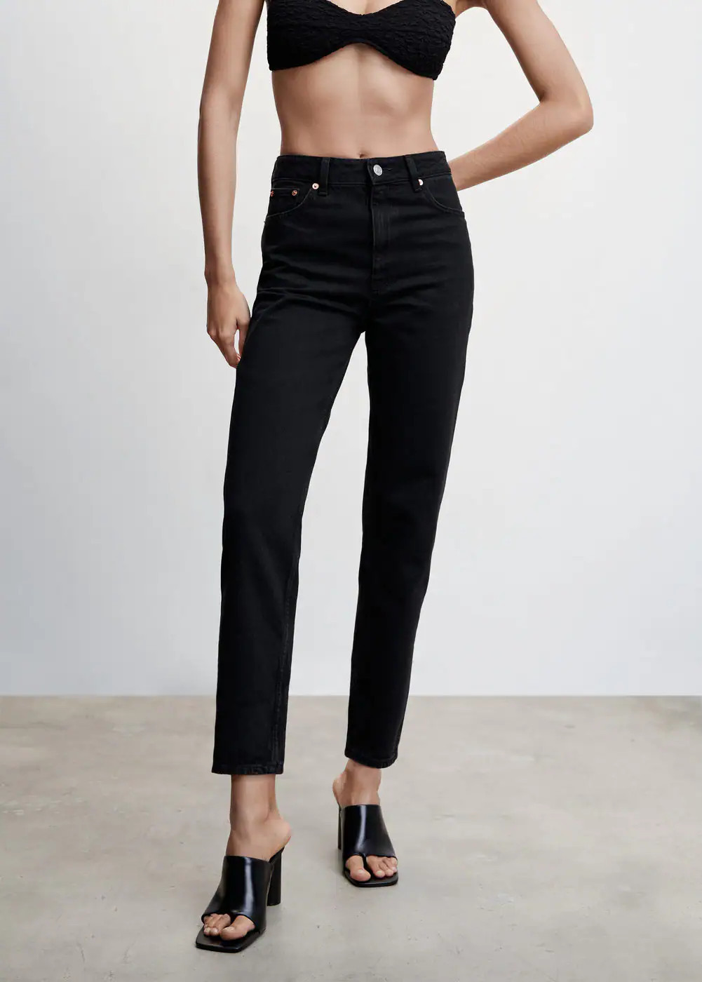 Mom high-waist jeans | MANGO (UK)