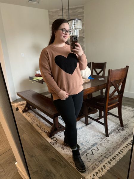 Casual Valentine’s sweater fits tts

Amazon fashion, target, winter outfitt