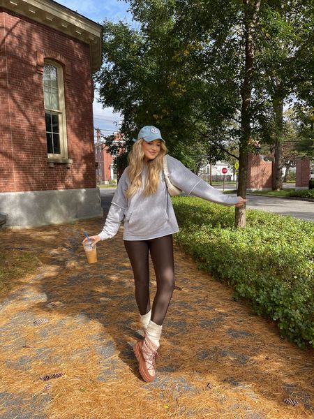 Fall vibes, fall outfit, comfy outfit, weekend outfit, weekend style, cozy style, alo yoga, leggings, hoodie, easy outfit 

#LTKHolidaySale #LTKshoecrush #LTKGiftGuide