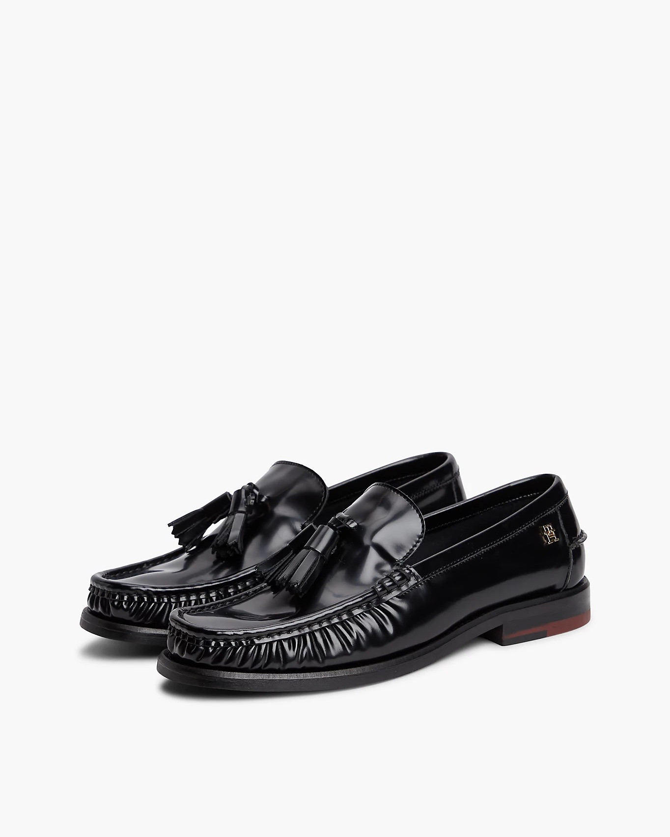 Black loafers

#LTKuk #LTKautumn #LTKshoes