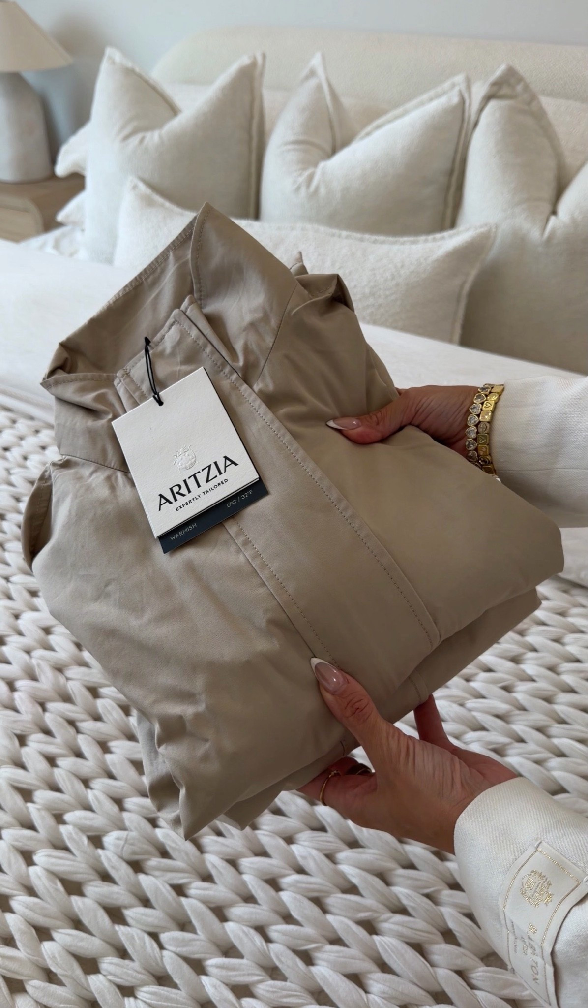 Comparing three new jacket styles 🍂🤍 @Aritzia all fit true to size

#LTKfall