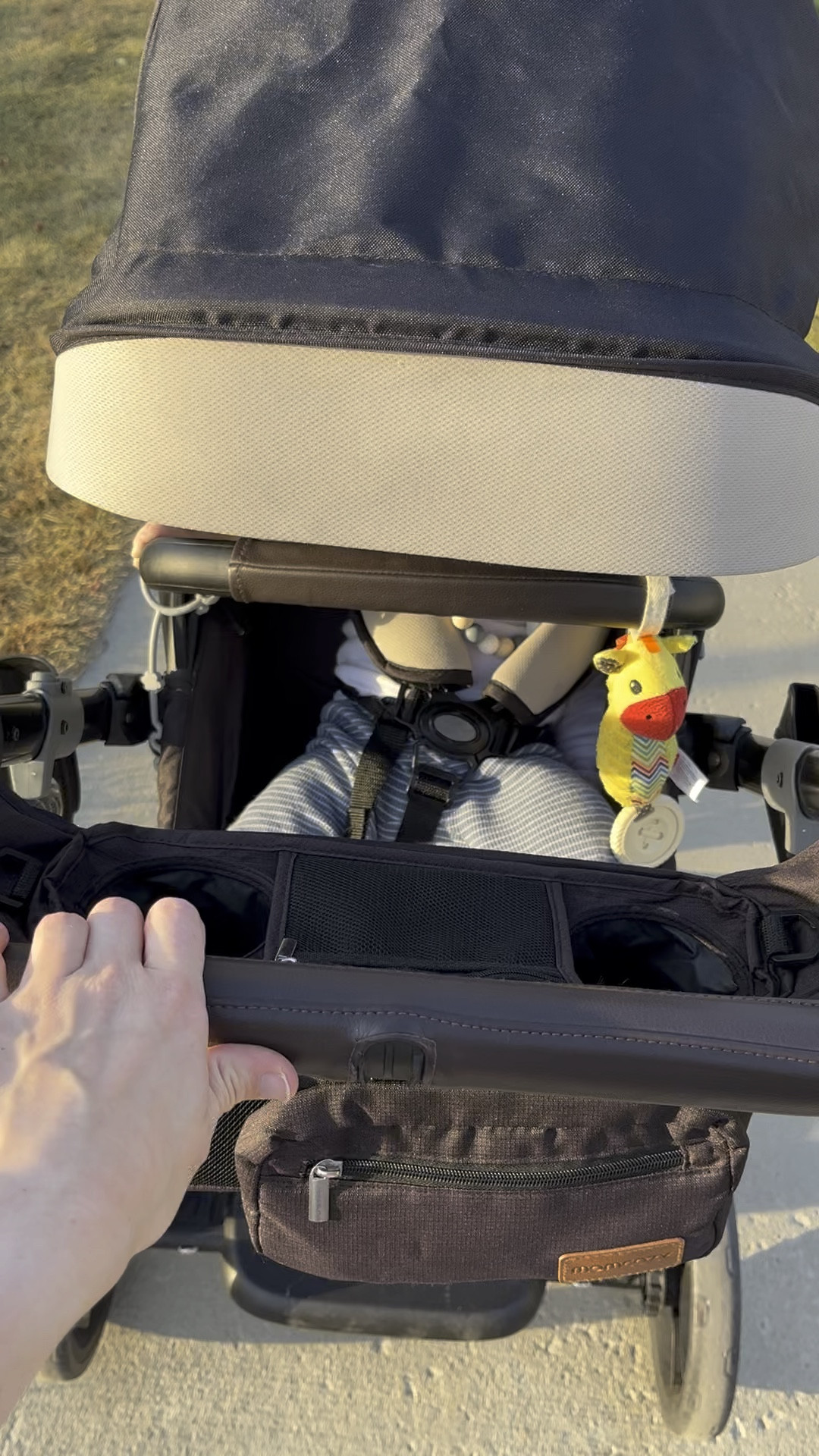 Walk essentials 😍

Love this stroller + caddy! 