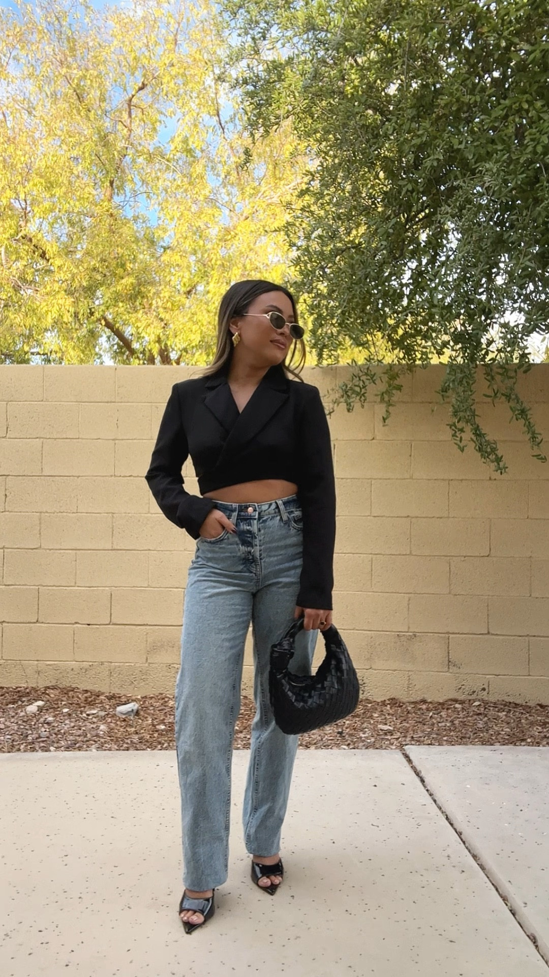 Affordable Amazon and Target jeans and heels outfit! Wore this outfit to happy hour with my friends 