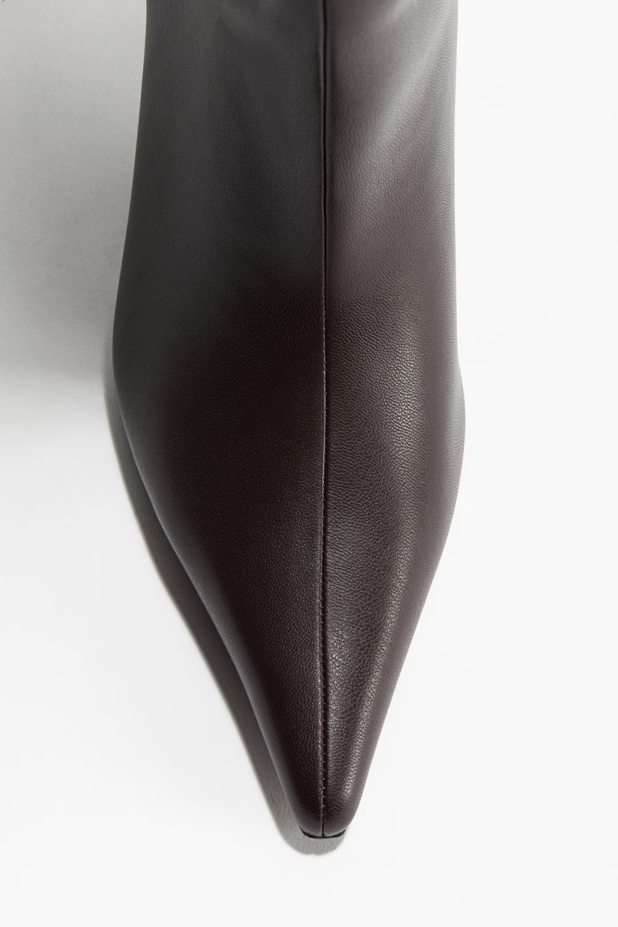 Knee-high boots | H&M (UK, MY, IN, SG, PH, TW, HK)