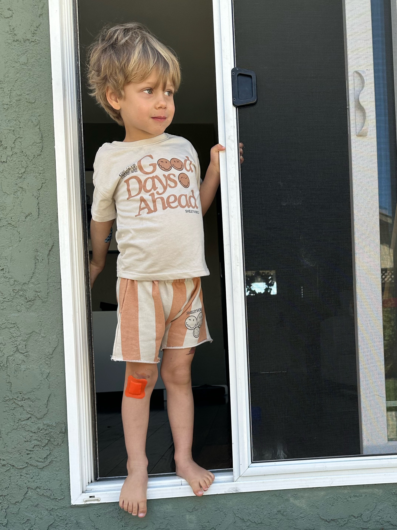 fun little $15 target set! Runs TTS -- in a 4T

#LTKfamily #LTKfindsunder50 #LTKkids