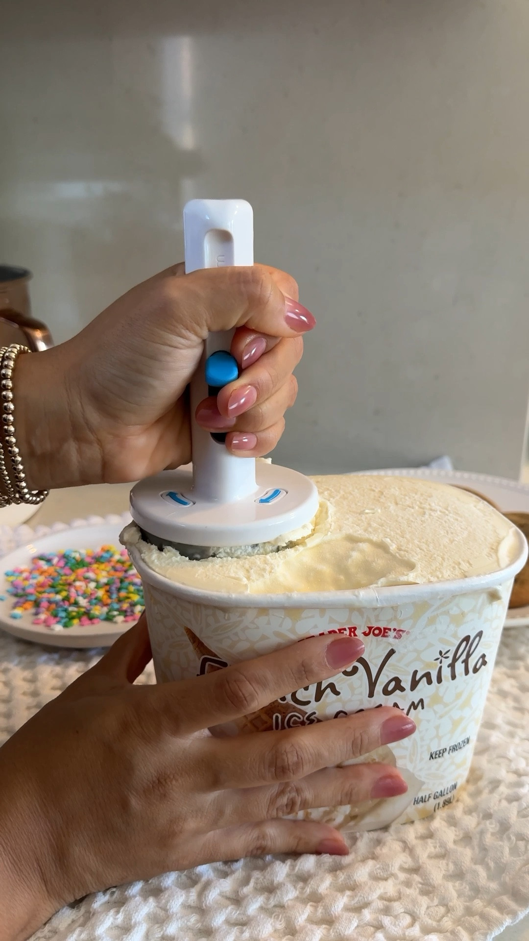 Amazon ice cream scooper
This ice cream scoop makes it easy to make ice cream sandwiches at home!!! #icecreamscooper #sweettreat #icecream #icecreamsandwiches

#LTKCyberWeek #LTKGiftGuide #LTKHoliday