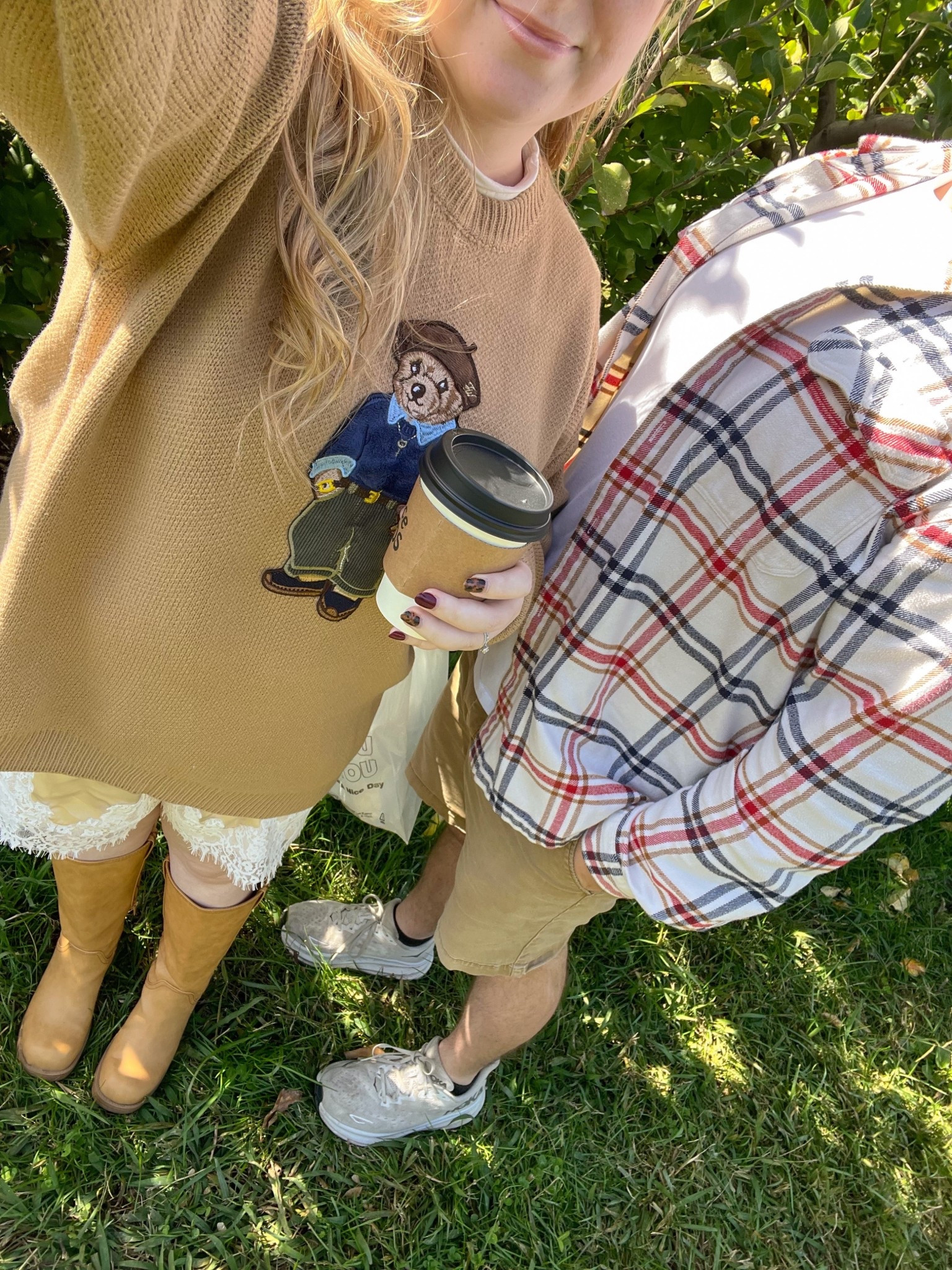 Couples fall outfit. Apple picking outfit 🍎🧺🍂

#LTKSeasonal #LTKFindsUnder50