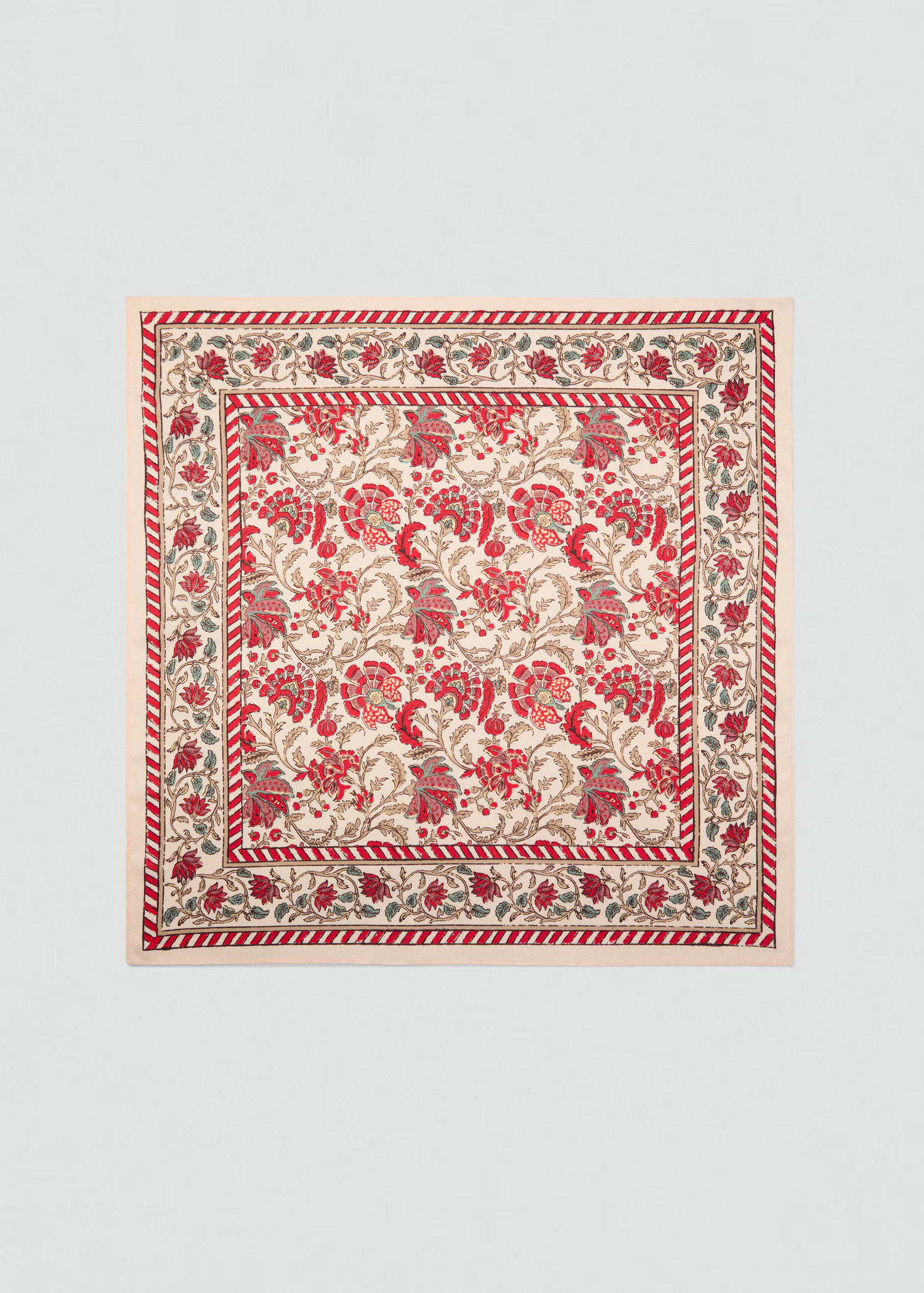 Flowers printed scarf | Mango (US/MX/AU)