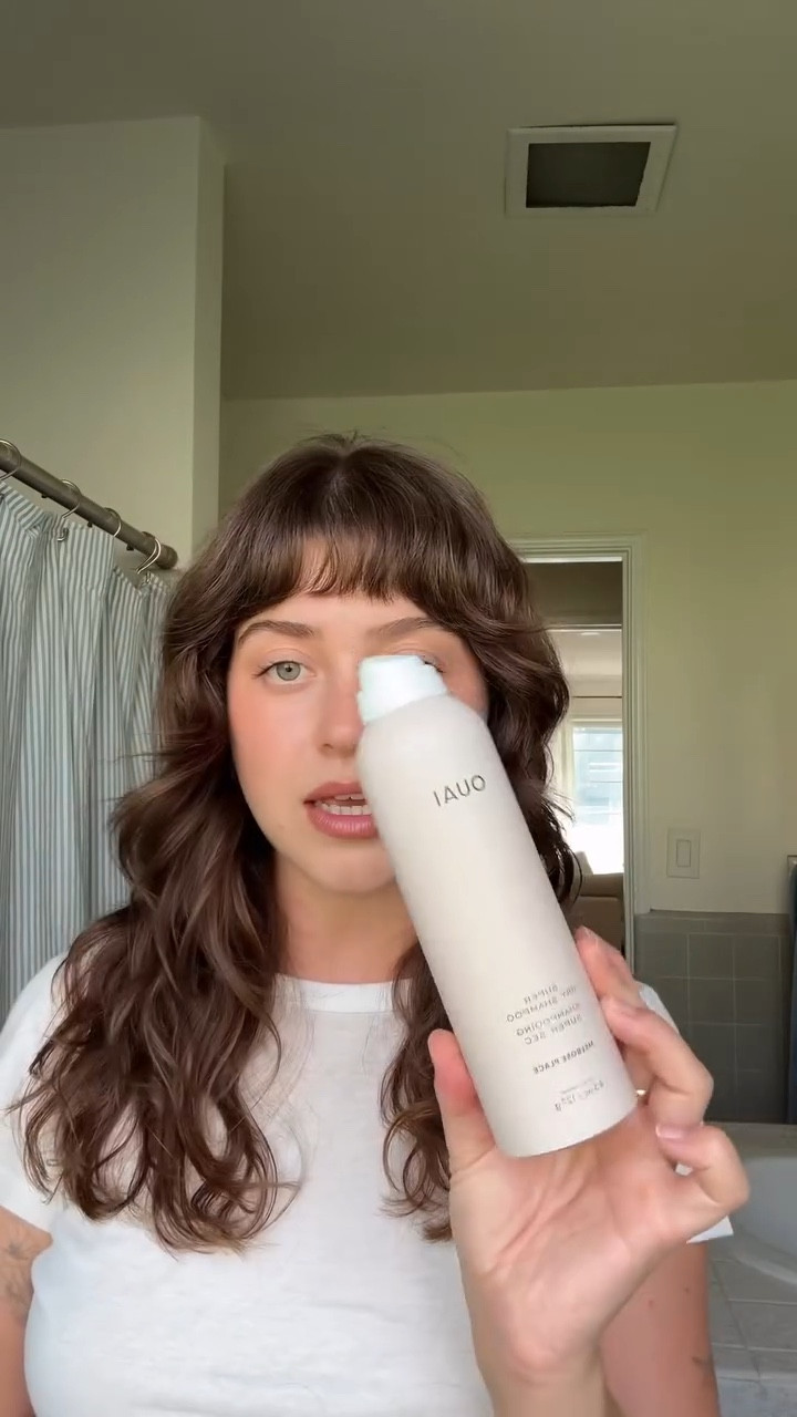 How I refresh sweaty bangs and waves after a workout! The OUAI super dry shampoo in melrose place smells amazing.


#LTKBeauty #LTKgrwm