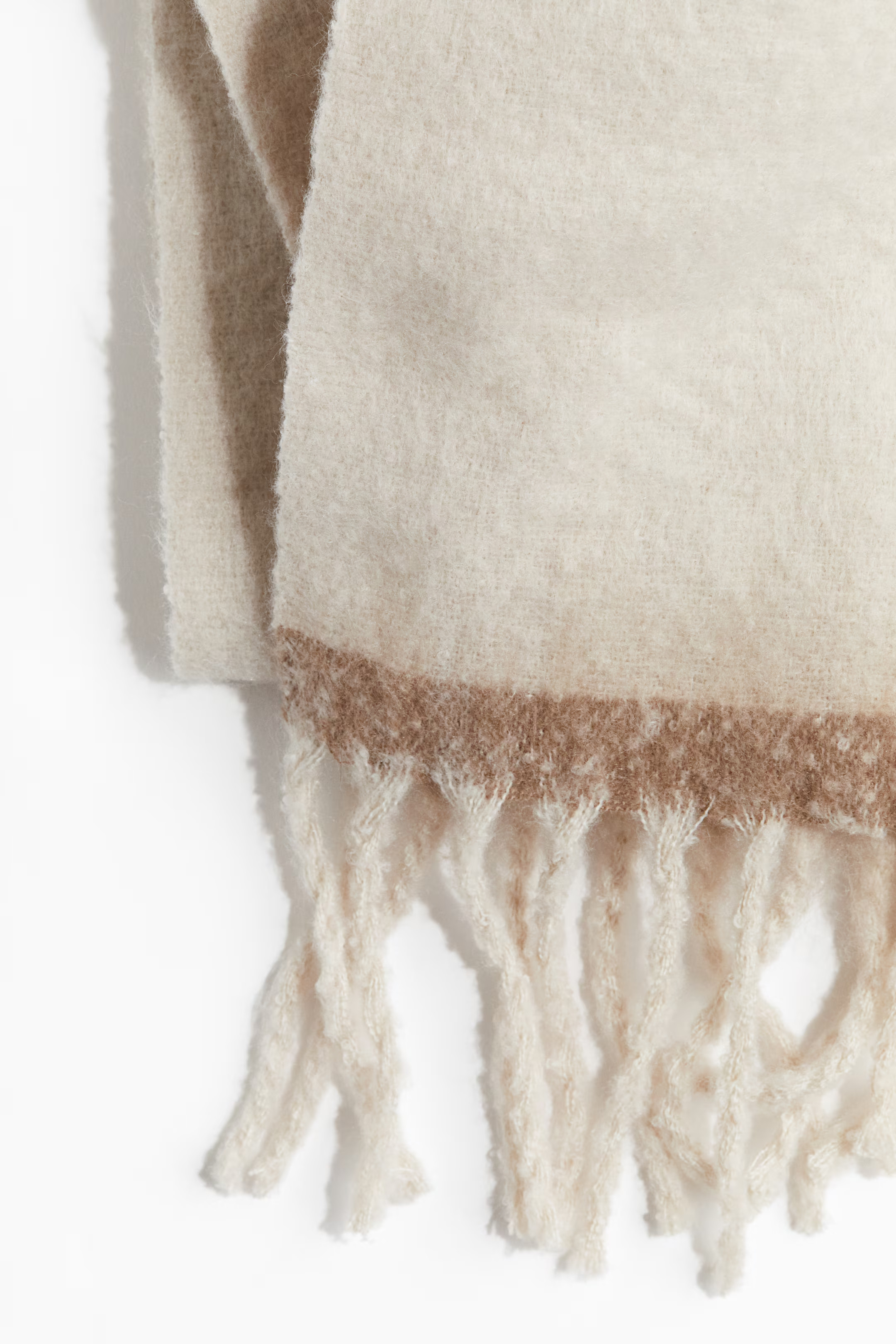 Brushed-finish scarf - Light beige - Ladies | H&M GB | H&M (UK, MY, IN, SG, PH, TW, HK)