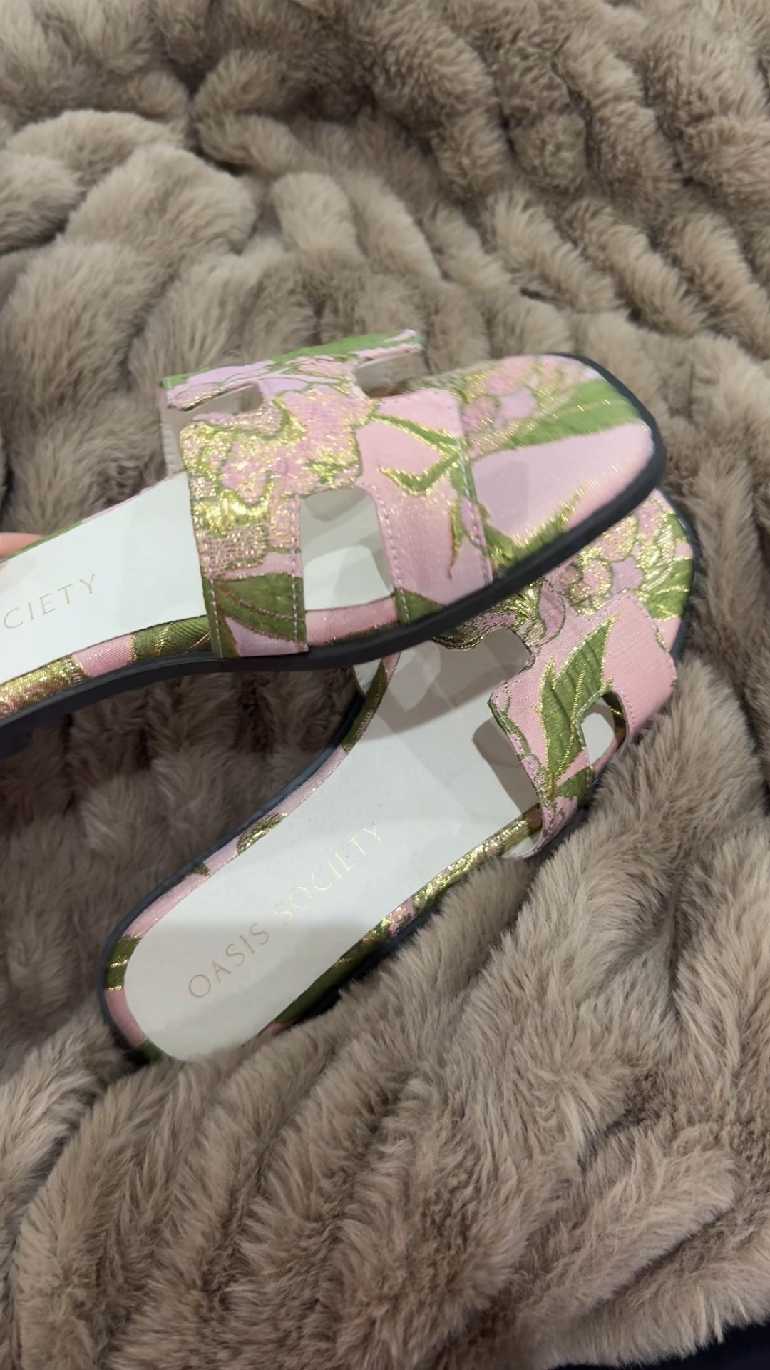 Loving these sandals!!! They’re giving designer & total spring/summer vibes! I’m definitely bringing them on our next tropical vacation! And right now you can get them for 30% off with my code BIANCASAVE30 #sandals #vacationoutfit #sale 

#LTKTravel #LTKootd #LTKSaleAlert