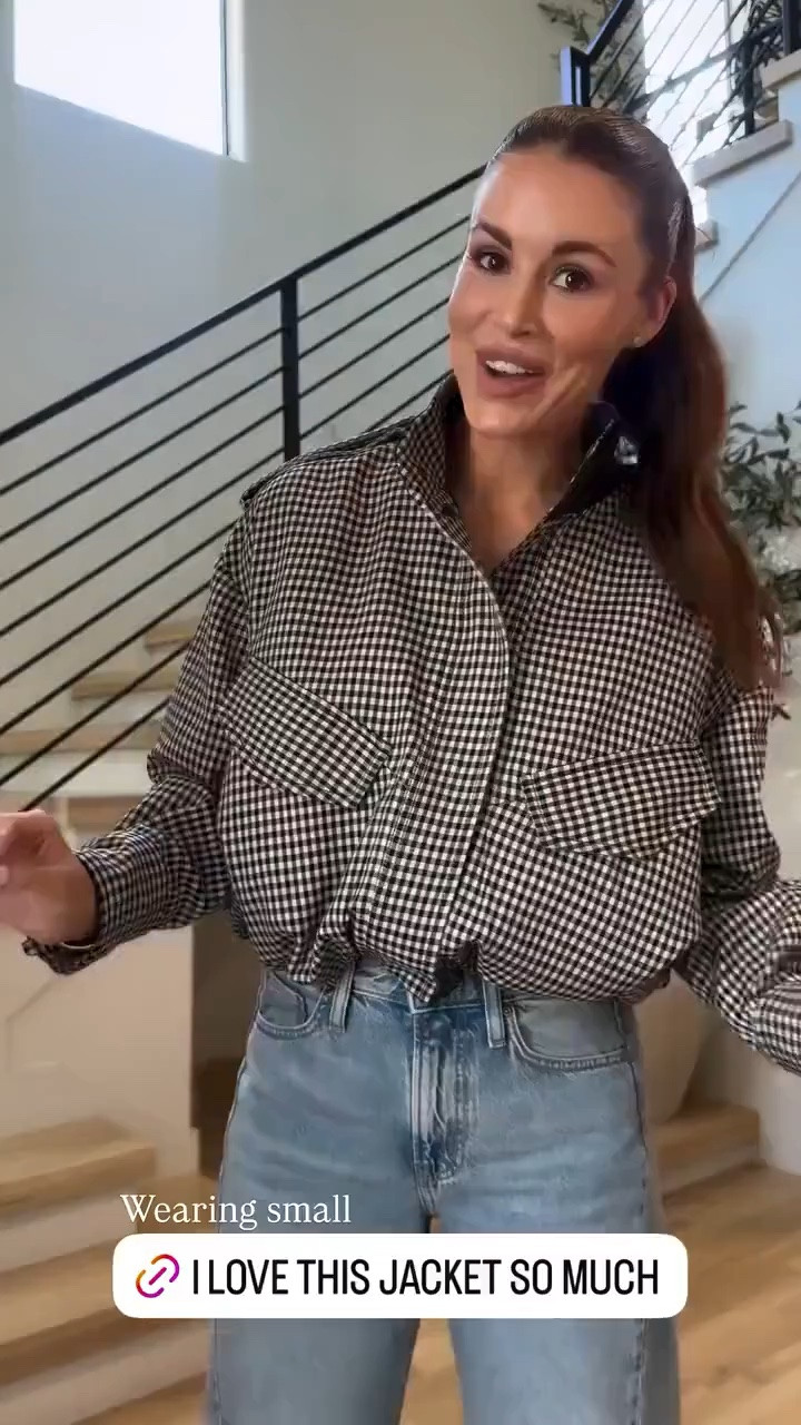 This is the cutest jacket I’ve seen in a long time! It buttons all the way up and has a bit of a cinched, cropped waist. The shoulder detail is so good. Looks great with jeans! The check print is also really cute! @Zara

#LTKootd #LTKgrwm #LTKdayinmylife