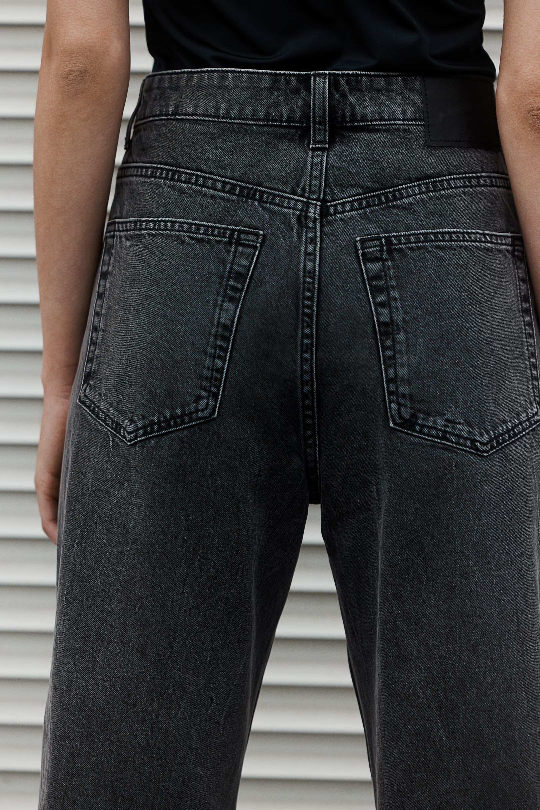 Wide High Jeans | H&M (UK, MY, IN, SG, PH, TW, HK)