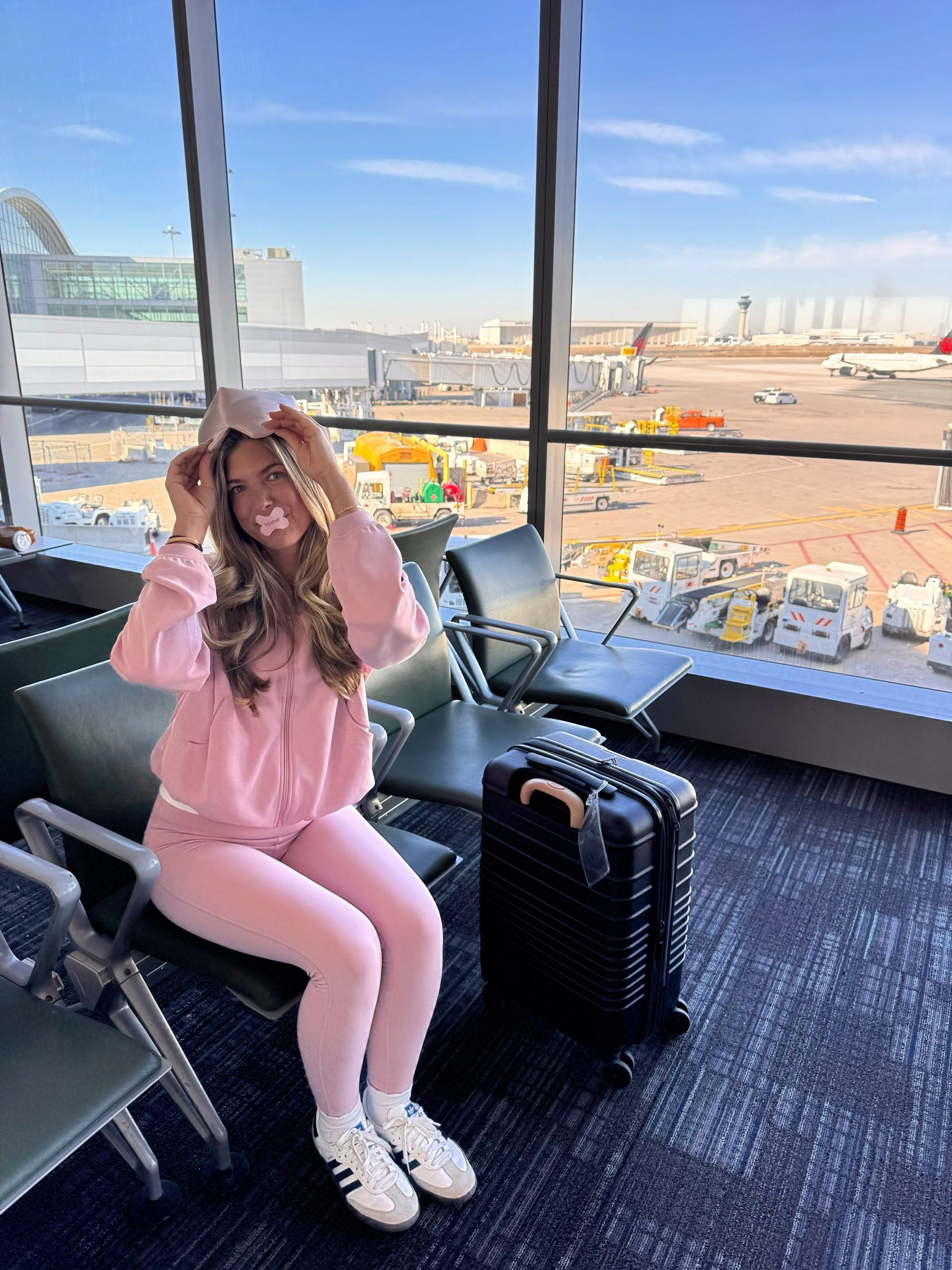  size 6 in leggings / size 8 in the jacket (colour:  “pink haze”) / mouth tape from Tapeher 💕💁‍♀️ 

#LTKActive #LTKStyleTip #LTKFamily