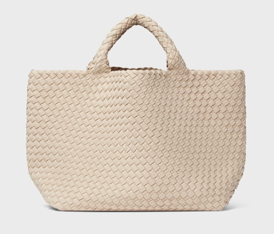 Can’t believe this is on sale!! The bag I use the most large enough to carry laptop, scarf and much more  

#LTKItBag #LTKGiftGuide #LTKSaleAlert