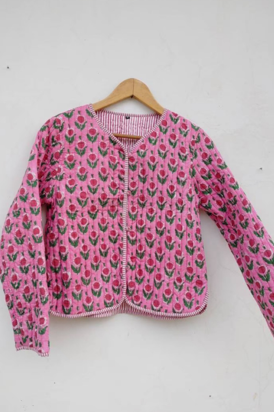 I know everyone’s been seeing the quilted jackets, and I think their perfect for summer! Throw it in with a white tee, jeans, gold jewelry and BAM your the cutest person in the room😆

#LTKstyletip #LTKeurope #LTKFind