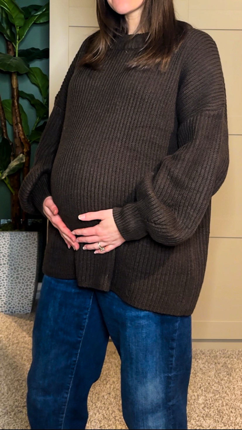 If you’re new here, welcome! My name is Courtney and I recently started a new account to highlight my journey as I become a new mom 🤰🏻

Today I am styling a look for work at 22 weeks pregnant!

#PregnancyFashion
#MaternityStyle
#BumpStyle
#22WeeksPregnant
#pregnantlife

#LTKootd #LTKBump #LTKmomlife