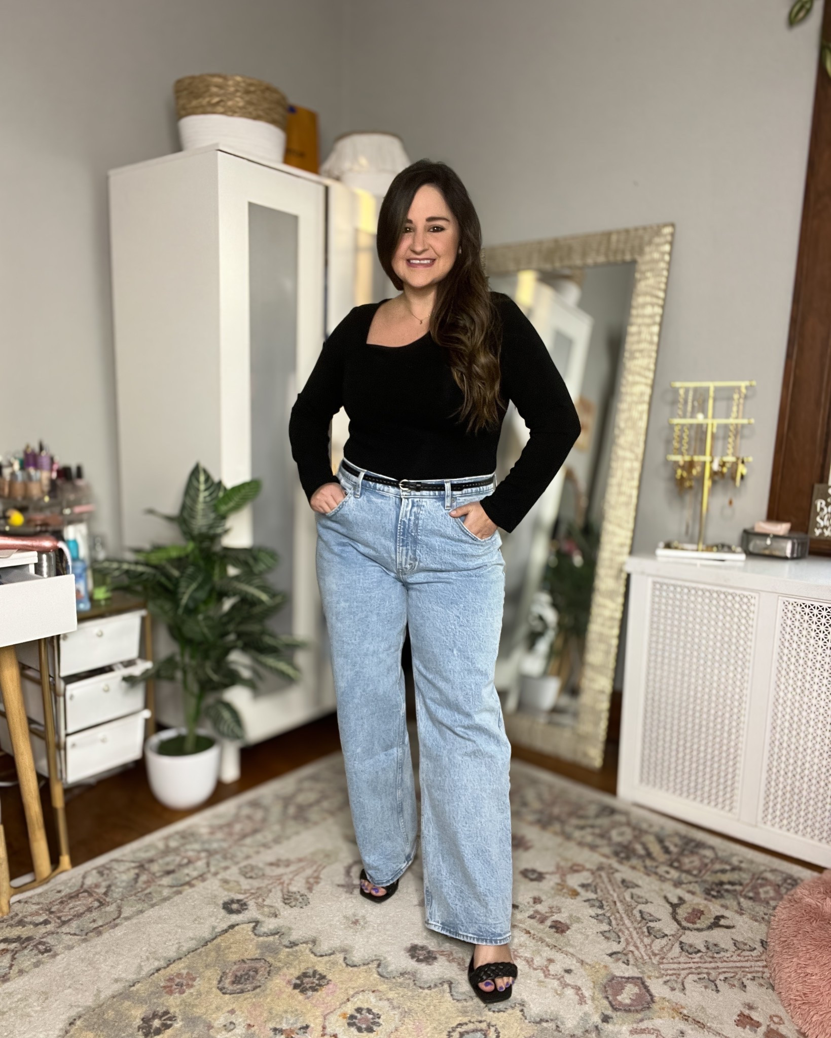 My favorite curvy jeans are super on sale!!! 

I wear a size 32 short!

Plus size jeans, midsize jeans, petite jeans, Abercrombie, straight leg jeans, wide leg jeans, skinny jeans 

#LTKPlusSize #LTKMidsize #LTKSpringSale