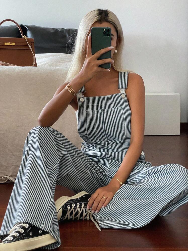 DAZY Lässige Gestreifte Damen Jeans-Latzhose, Geeignet Für Den Täglichen Gebrauch Als Latzhose | SHEIN