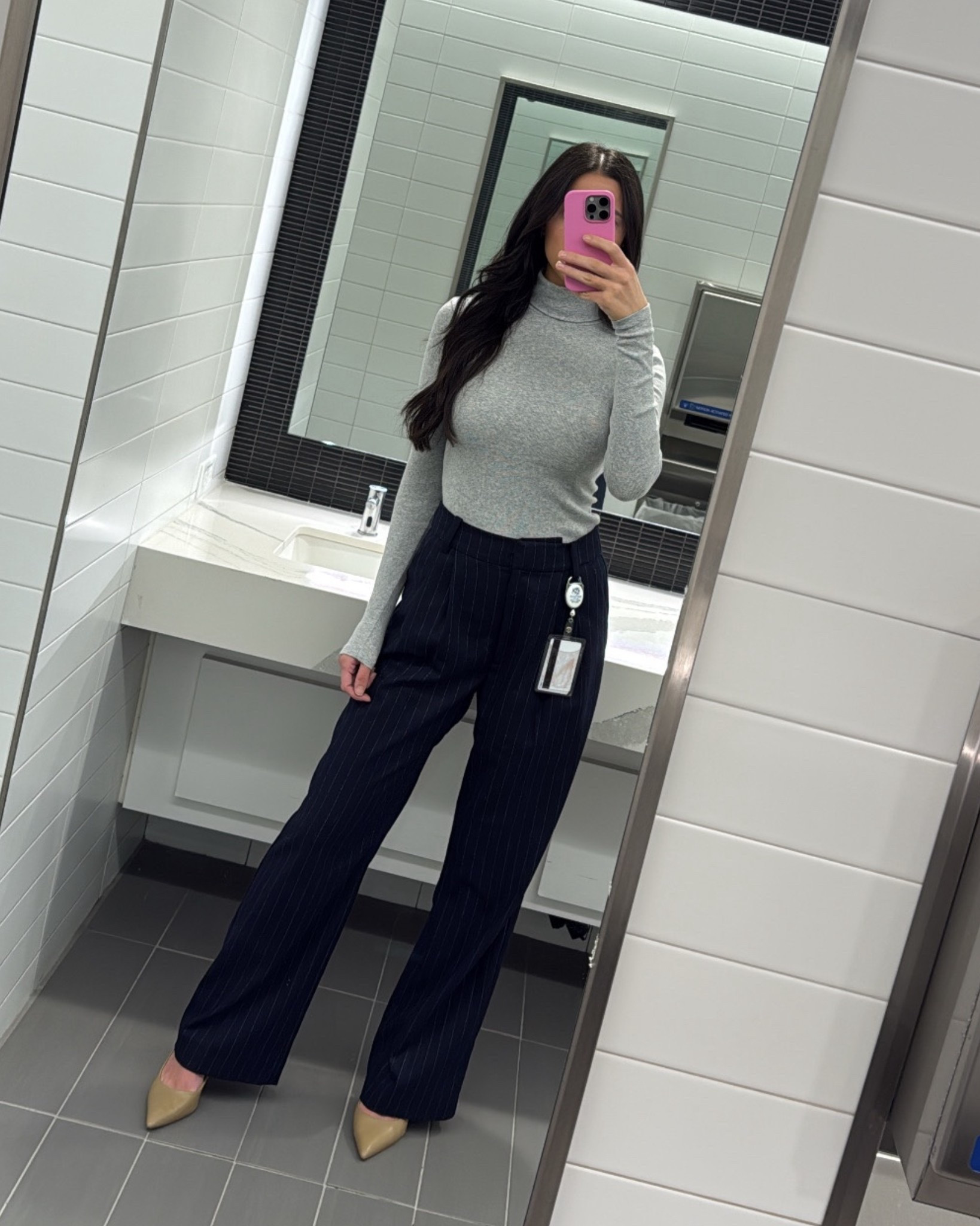 Aritzia homestretch turtleneck not available currently 