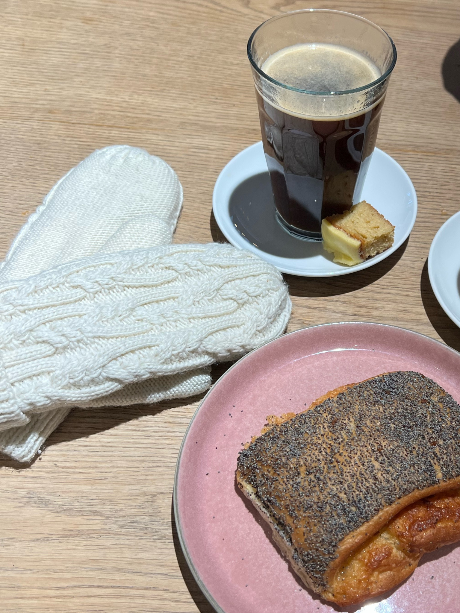 My Knit Winter Gloves😋

#LTKHoliday #LTKSeasonal #LTKunder50