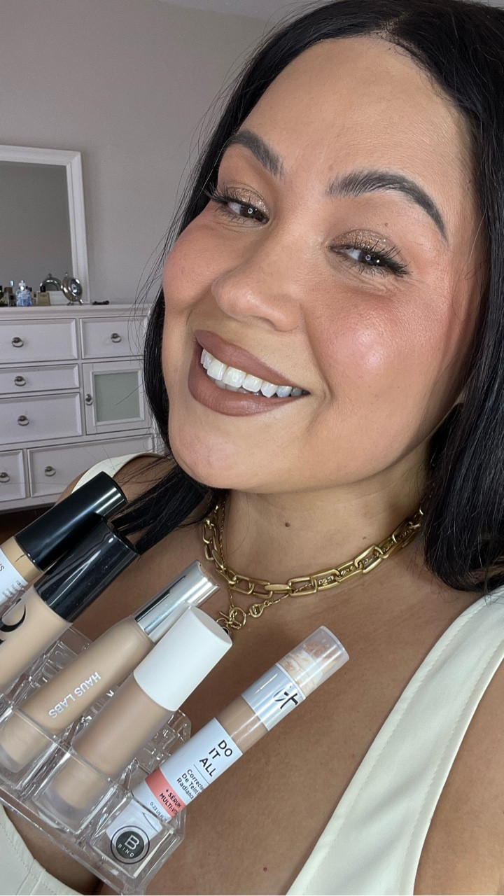 Best concealers for over 40 skin. 

All products listed in #ltk

#nofiltermakeup #realskin #matureskinmakeup #concealers #concealer #over50 #makeupover40 @maxinesrevenge @livetinted @itcosmetics @morphebrushes @saiebeauty @hauslabs

#LTKFindsUnder50 #LTKOver40 #LTKBeauty