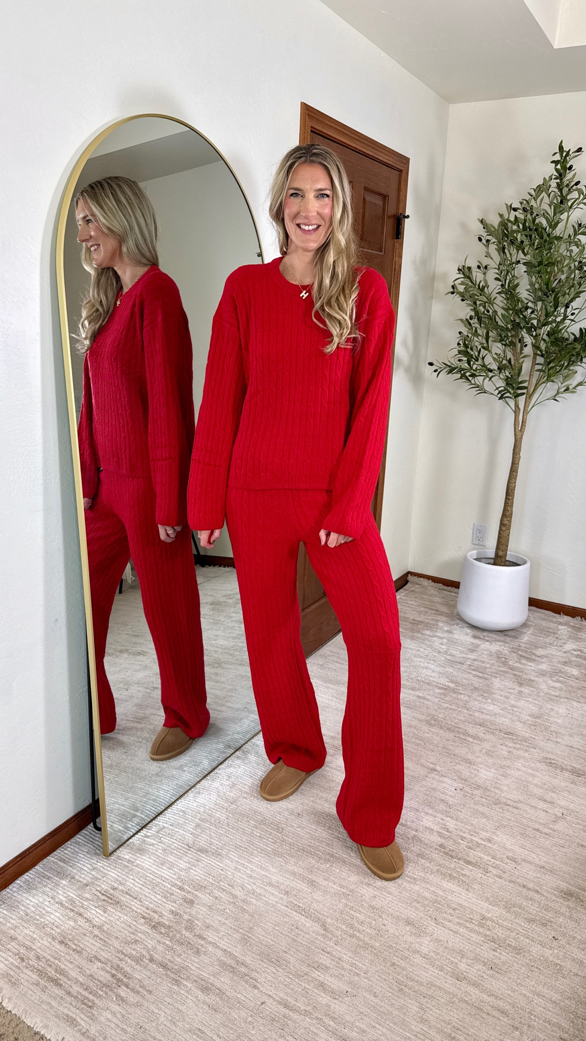 ⚠️I size down one in both top and bottom- wearing small tall in both. 

The cutest comfy sweater lounge set. Perfect for the holidays and Christmas 
Comfy 

@gap #howyouweargap
#gappartner

#LTKTall #LTKSeasonal #LTKSaleAlert