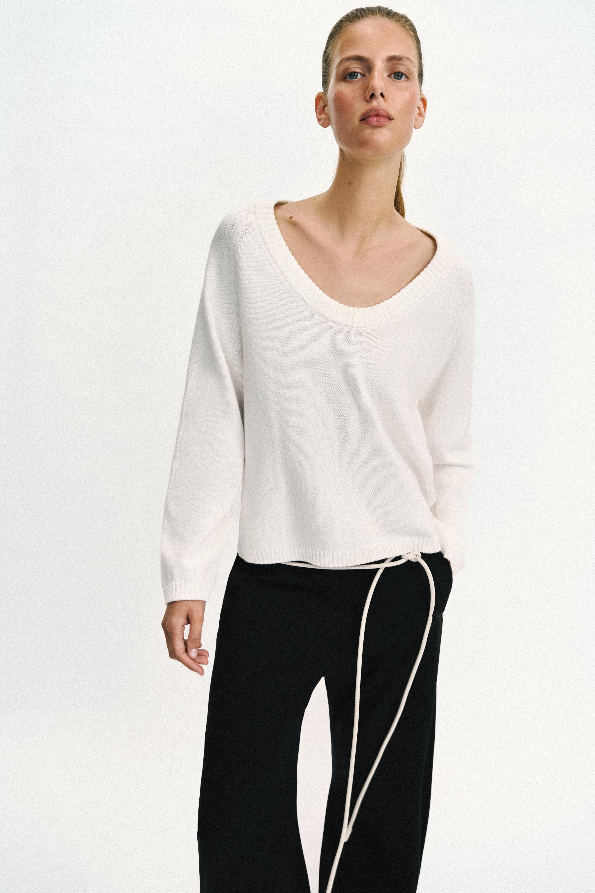 ROUND NECK KNIT JUMPER | Zara UK