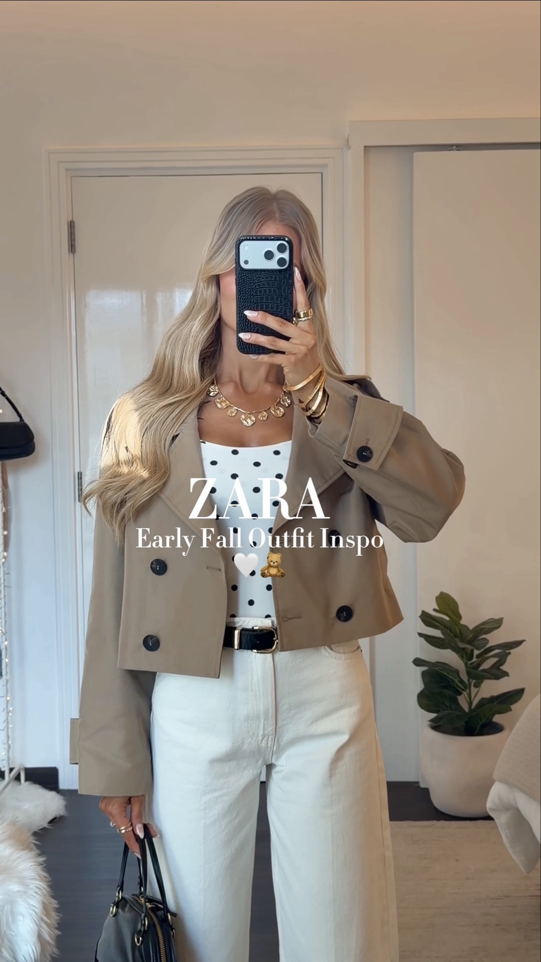 ZARA EARLY FALL OUTFIT INSPO🤍🧸✨ love this short trench coat especially in combination with the top😍 the jeans fits amazing, I’m wearing size EU34 in the jeans!
the trench coat I’m wearing in size XS and the top in size S 🤍

#LTKFashionMonth #LTKautumn #LTKstyletip
