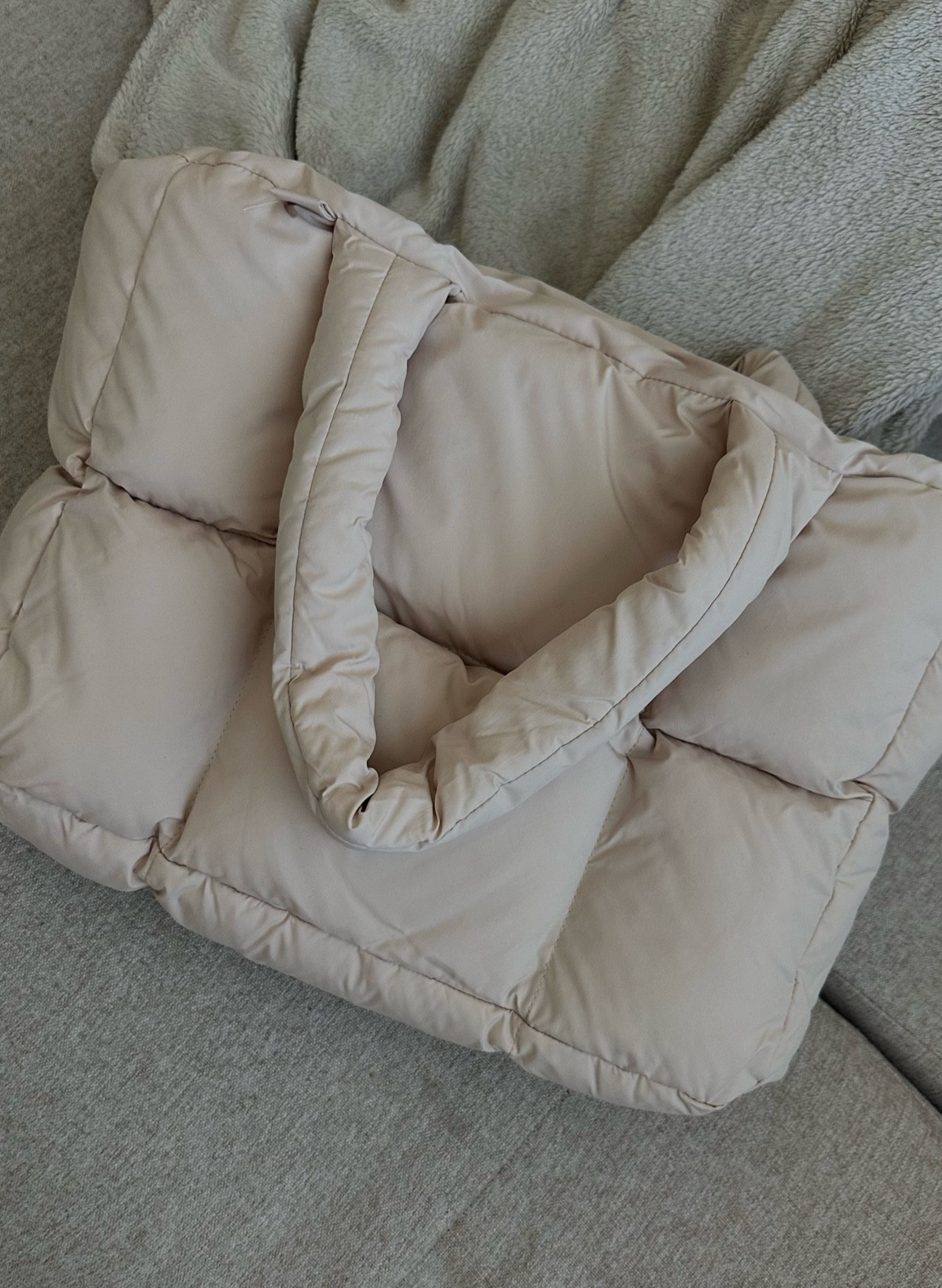 I need this bag for all my work items!

#LTKHome