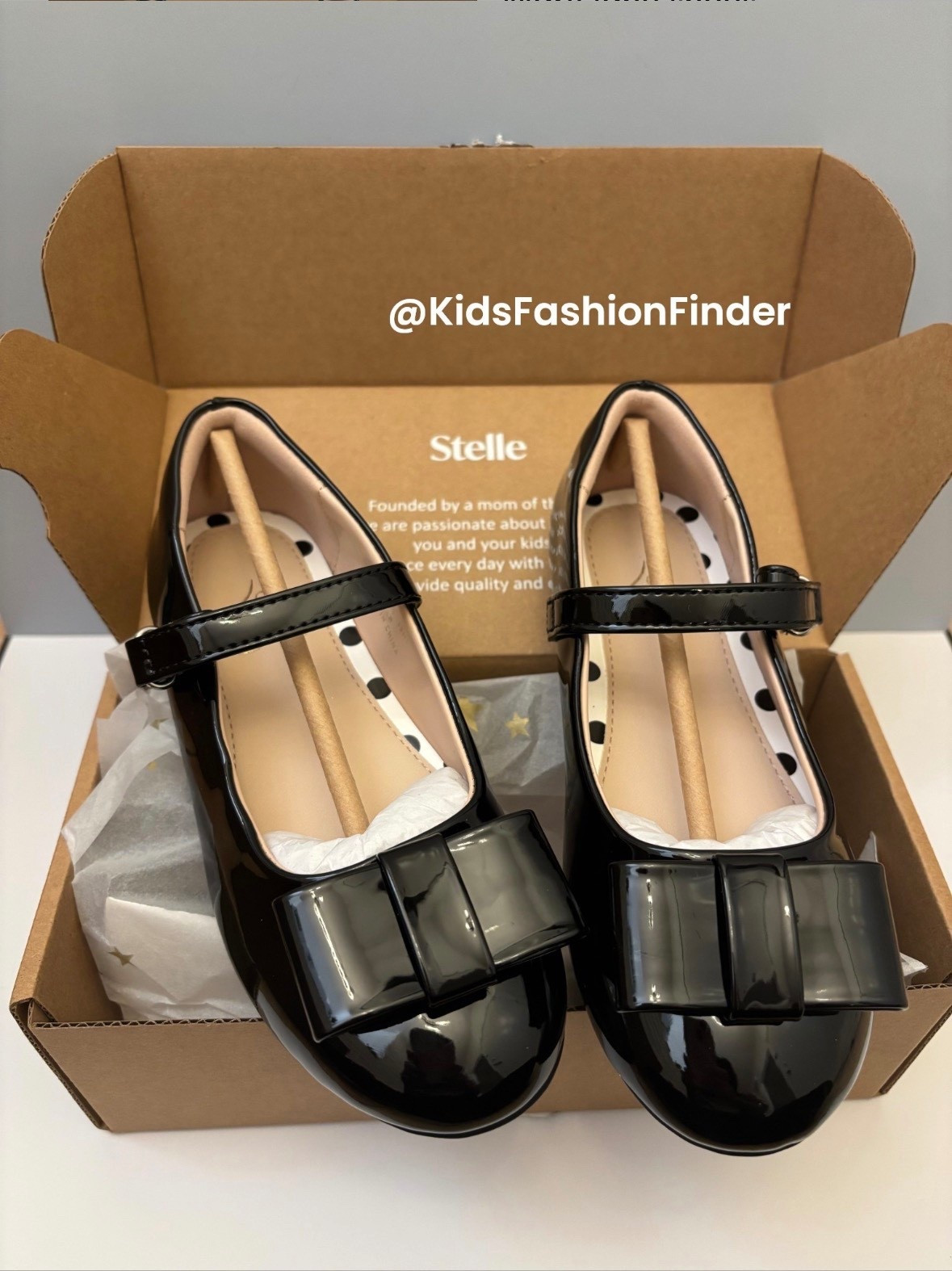 🎀✨ Adorable bow Mary Jane shoes
Perfect for little girls — great for piano recitals, flower girls, and party dresses 💃💖

#MaryJaneShoes #GirlsShoes #FlowerGirlStyle
#PartyShoes #LittleFashionista #KidsStyle
#SweetStyle #MomApproved #LTKFamily

#LTKWedding #LTKSaleAlert #LTKKids