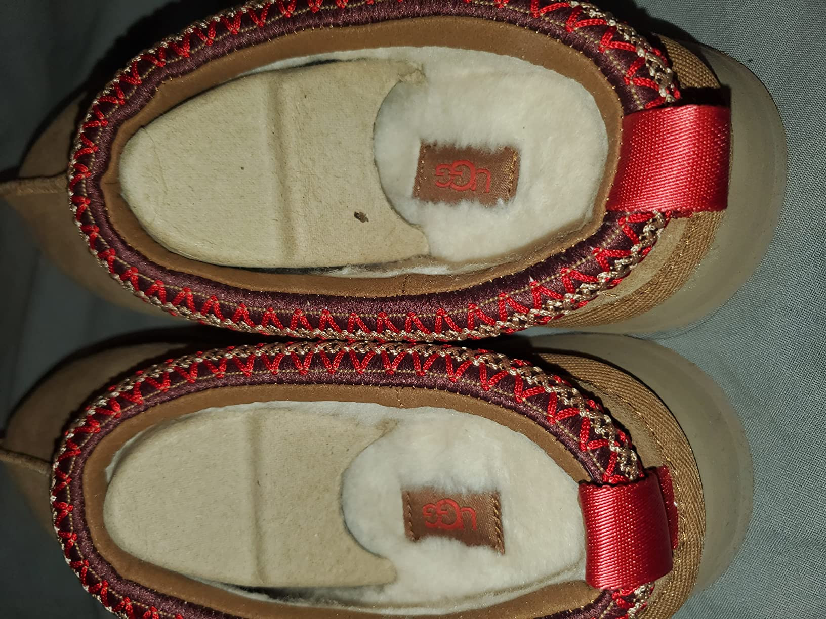 Visit the UGG Store | Amazon (US)