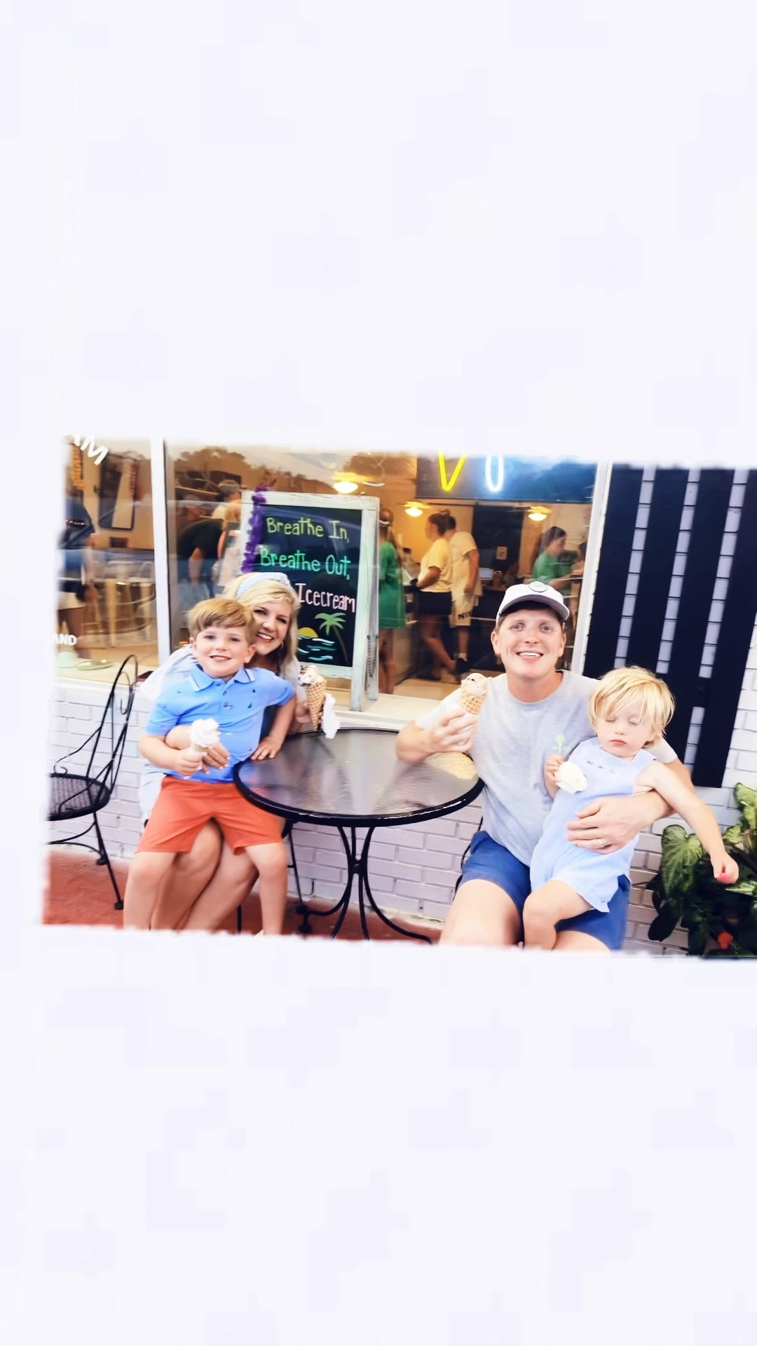 No sweeter 😉 way to welcome in the new month of ☀️ j u l y ☀️ than a Fourth of July 🇺🇸 beach 🏝️ week trip to the local icecream 🍦 shop!! 🥰🍨😋