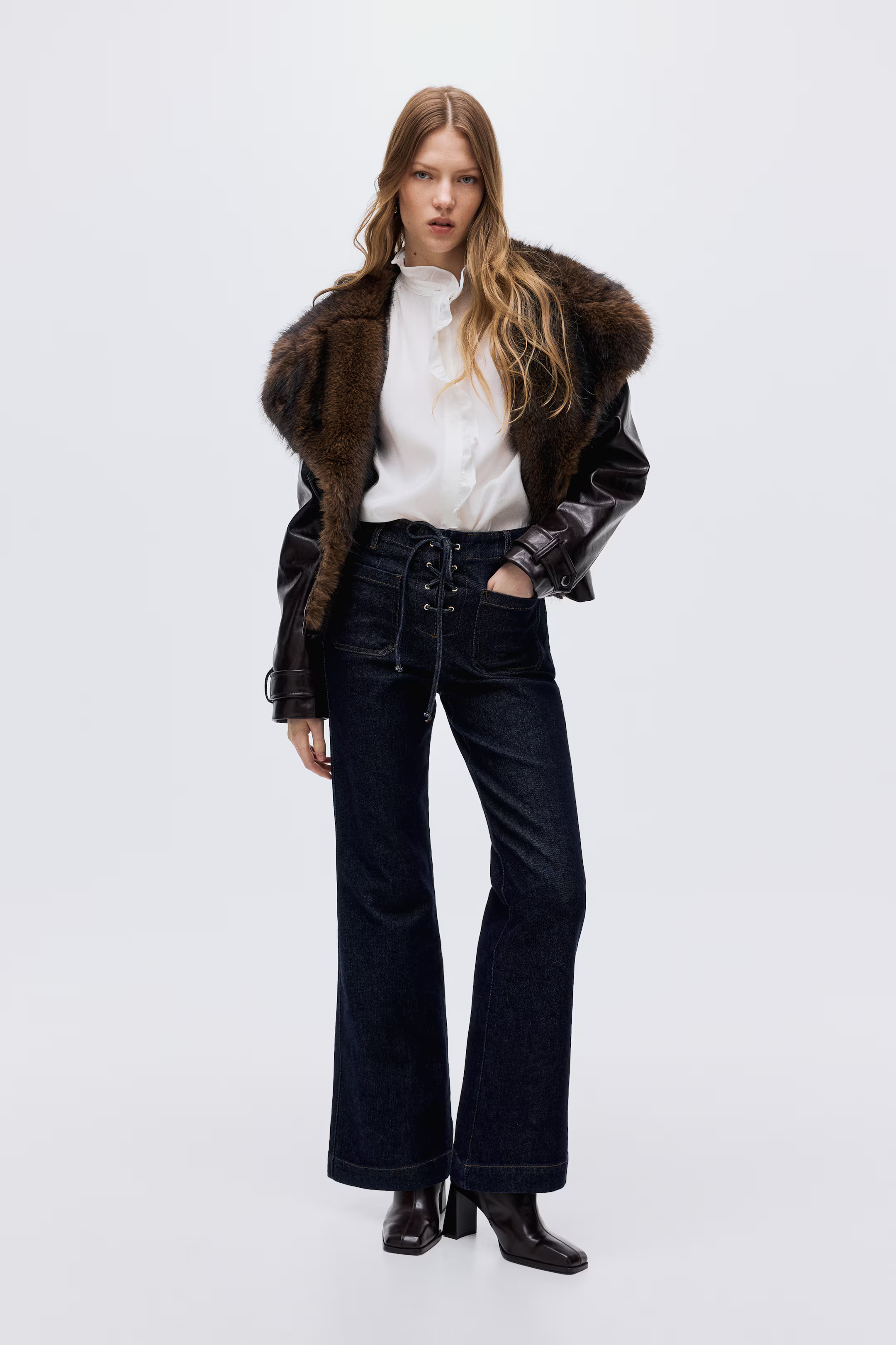 Flared High Jeans | H&M (DE, AT, CH, NL, FI)