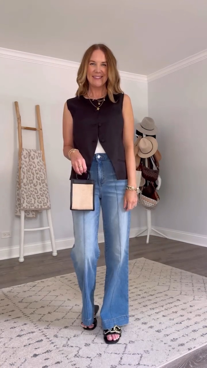 You will be shocked at the number of outfits out can create with this chic matching set that looks and feels WAY more expensive than it is! #casualchicstyle #affordablefashion #versatilestyle #amazonmusthave #springoutfitideas

#LTKSeasonal #LTKWorkwear #LTKootd