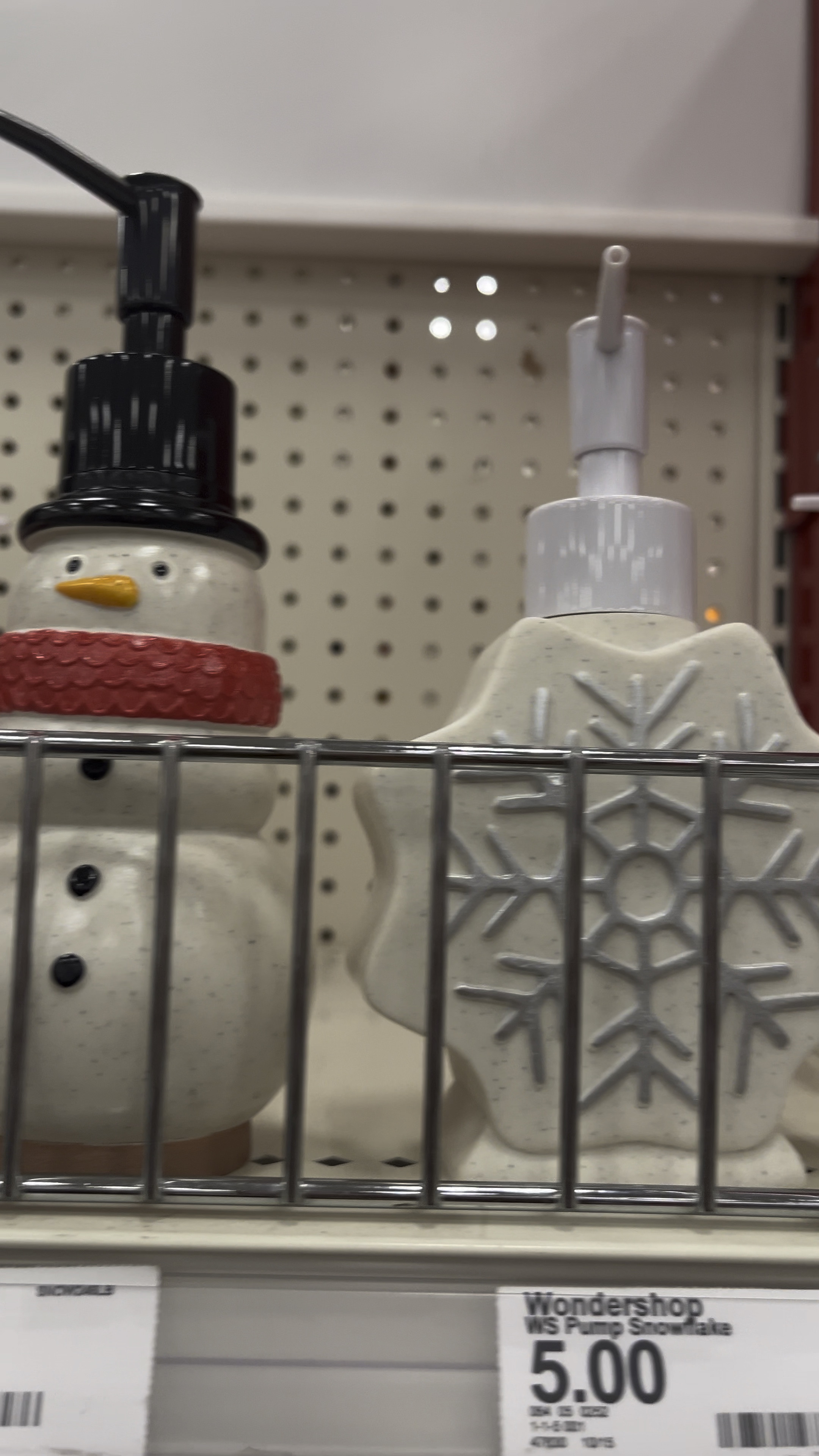 Target has put out the cutest holiday soap dispenser’s 🎄

#LTKHoliday #LTKSeasonal #LTKHome