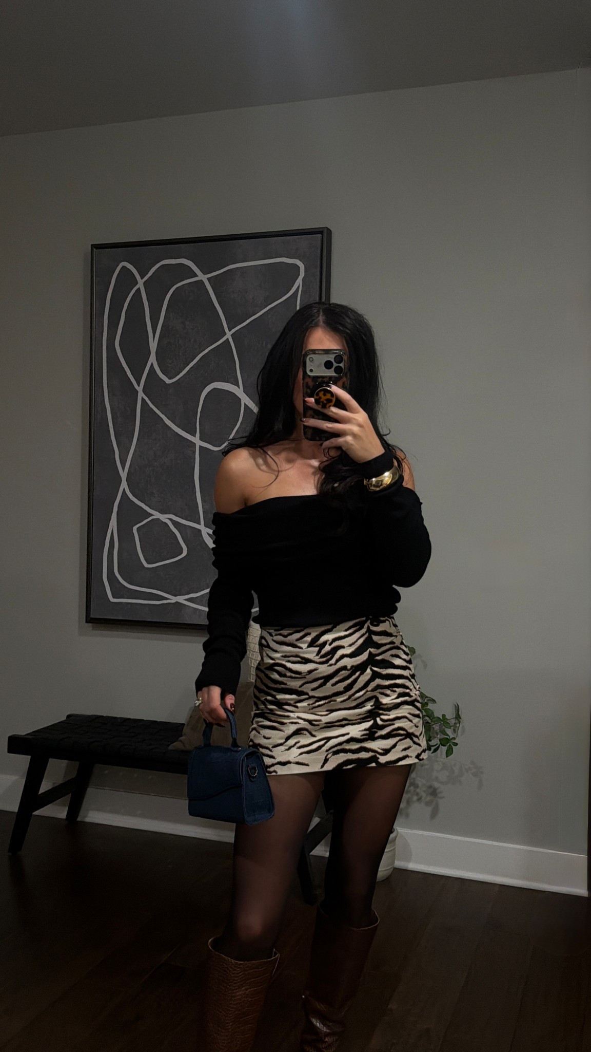 Date night, outfit, animal, print mini skirt

#LTKFindsUnder50 #LTKootd